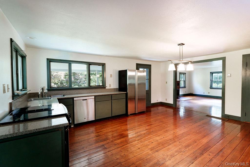 286 Manor Rock Road – For Sale photo 22