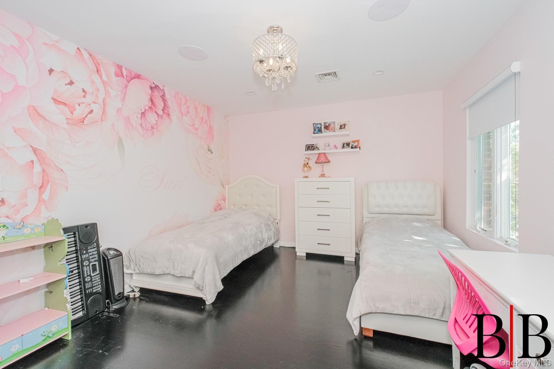 2161 E 72nd Street – For Sale photo 16