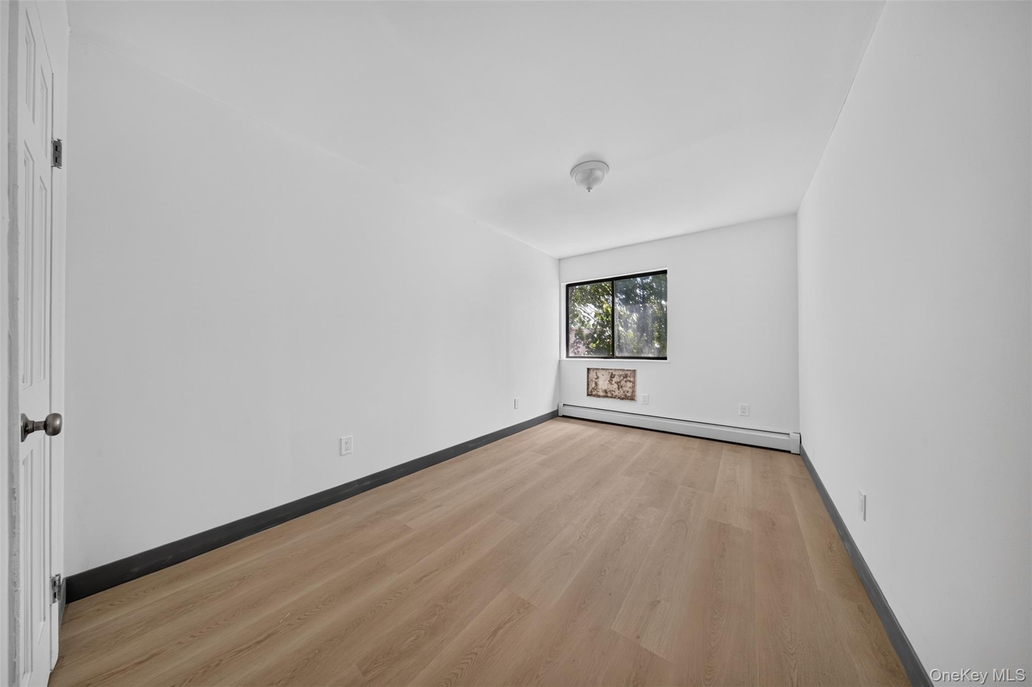 42-11 108 St, Unit 3D photo 4