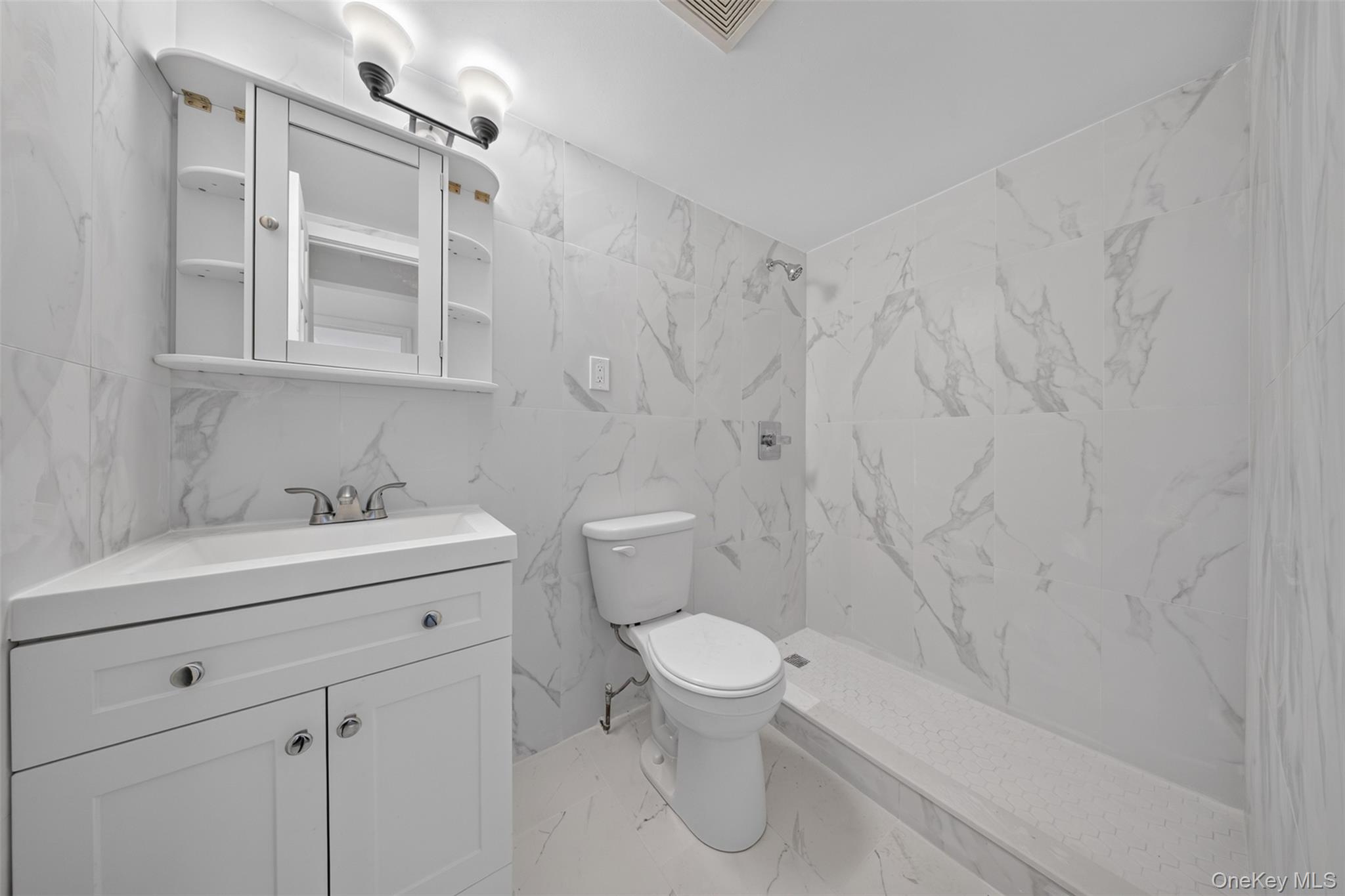 42-11 108 St, Unit 3D photo 6
