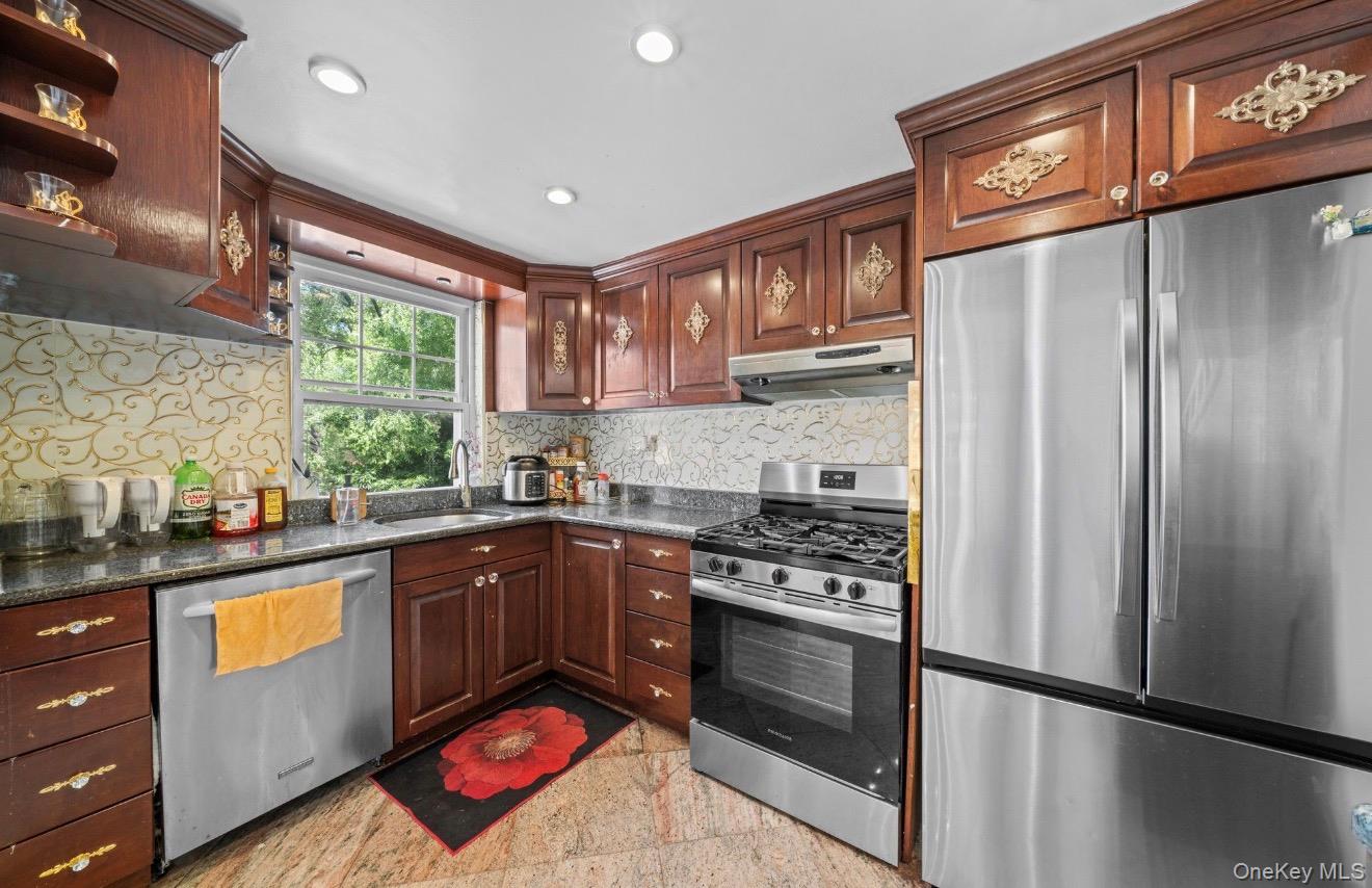 151-23 12th Ave – For Sale photo 8