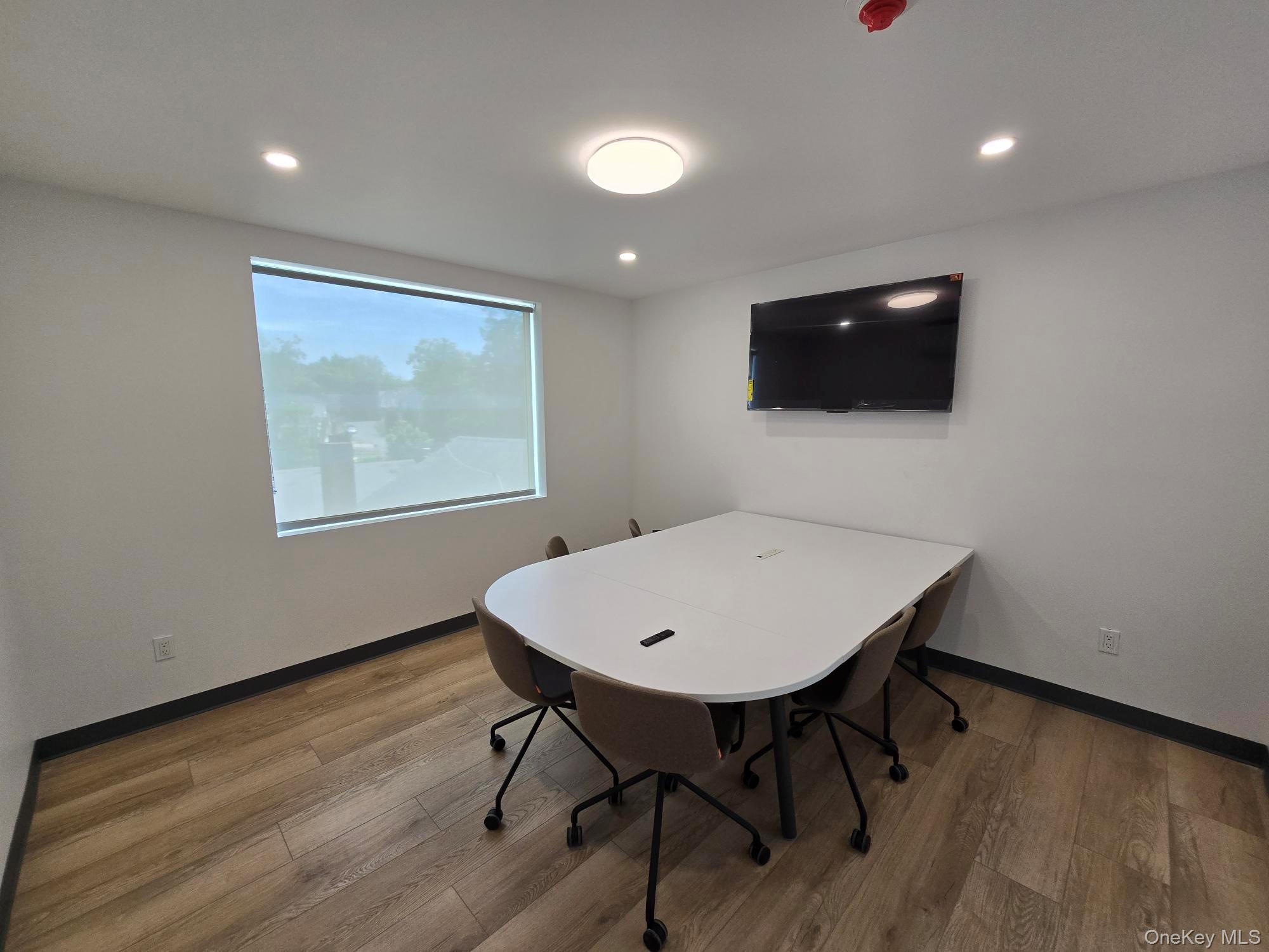 222 Valley Place – For Rent photo 9