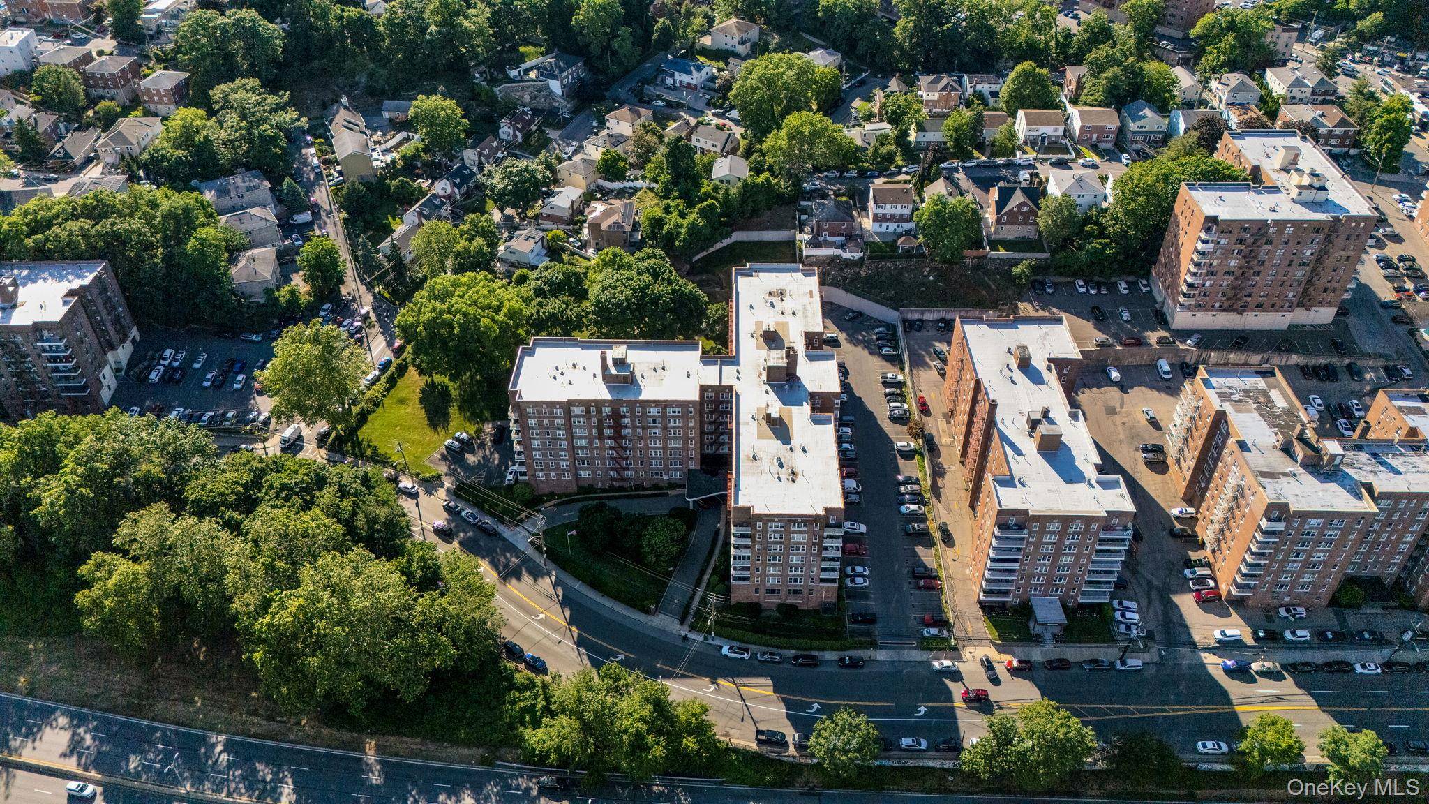 333 Bronx River Road, Unit 712 photo 26