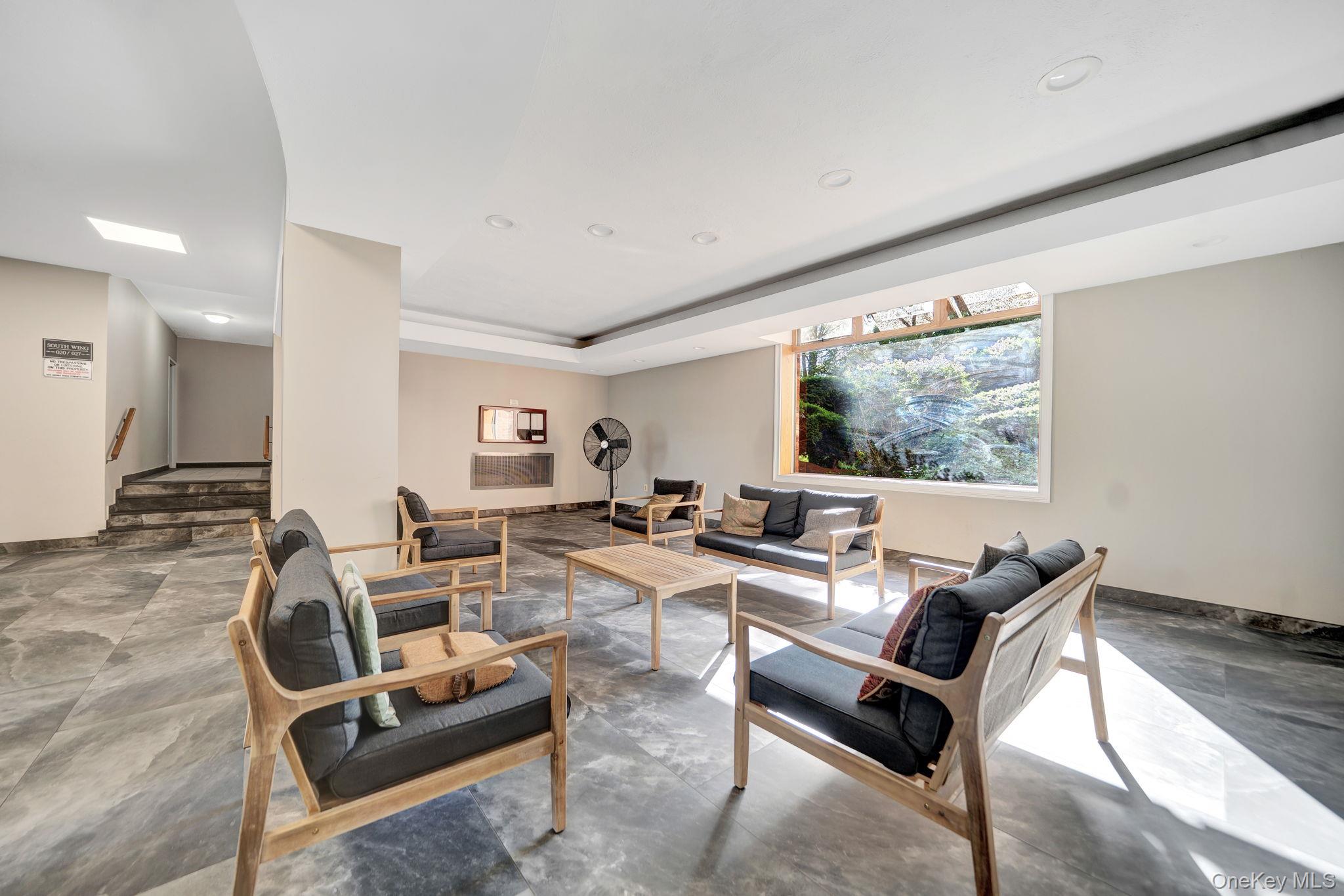 333 Bronx River Road, Unit 712 photo 12