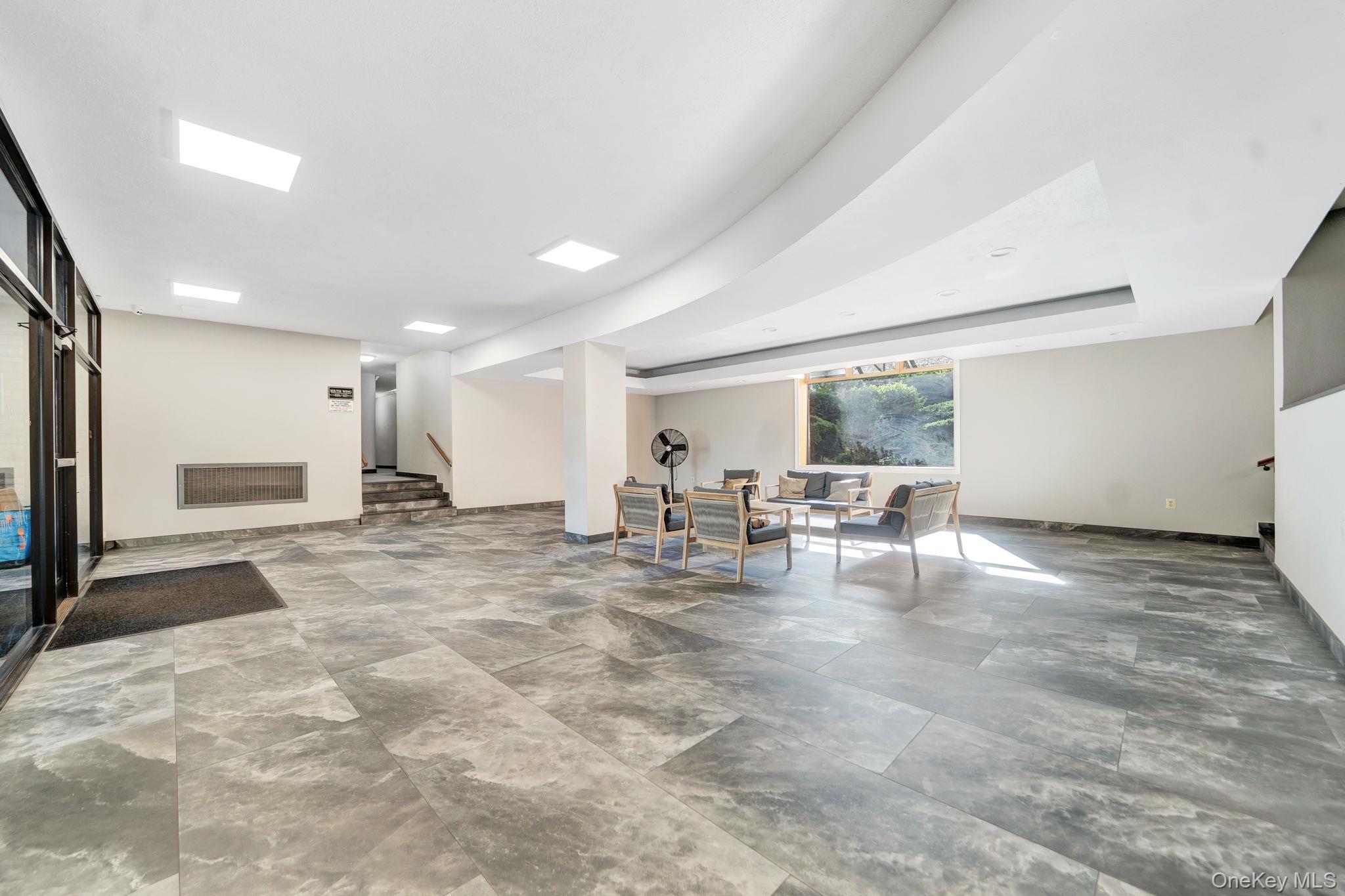 333 Bronx River Road, Unit 712 photo 18