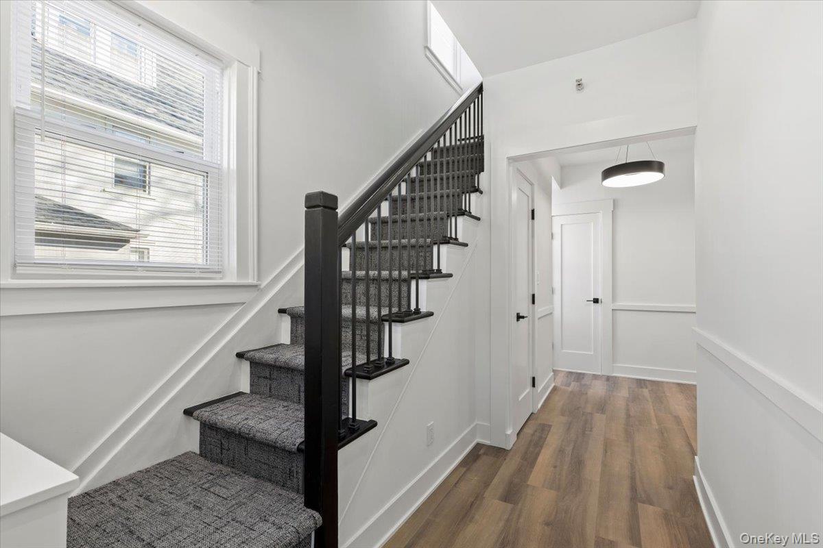 19 Maple Avenue, Unit A photo 18