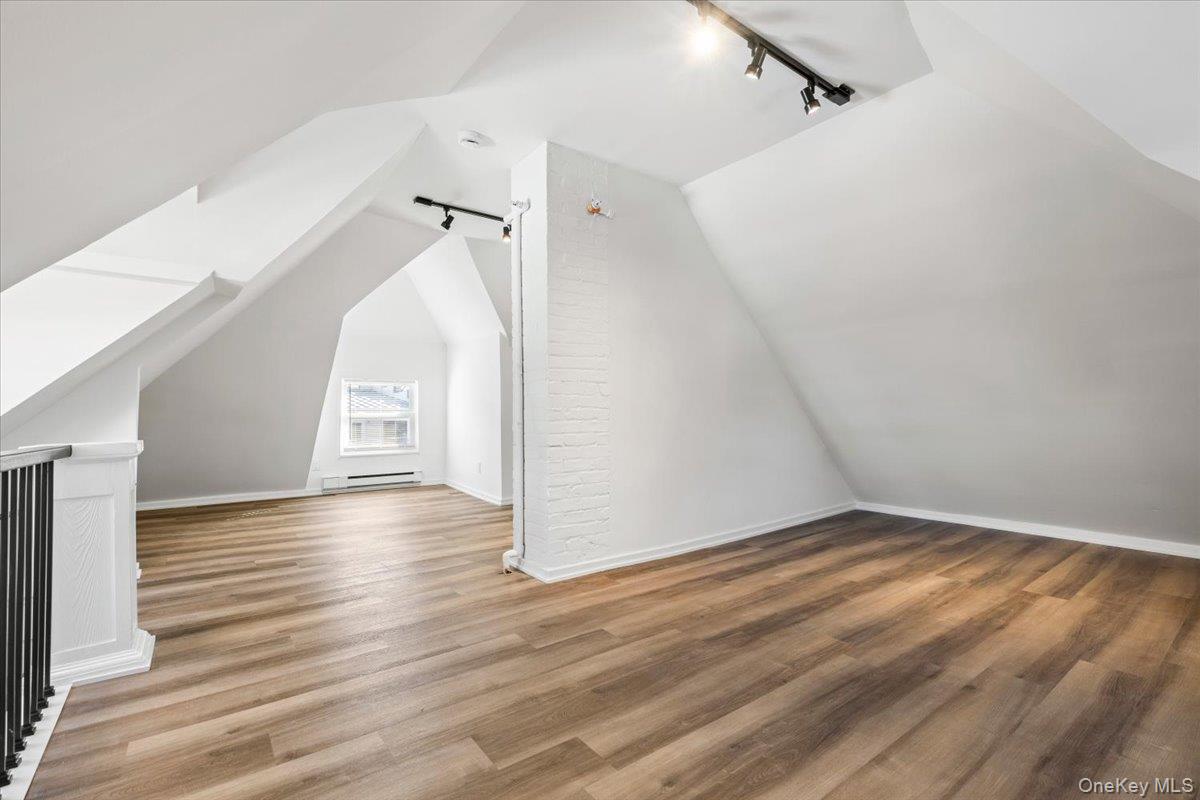 19 Maple Avenue, Unit A photo 27