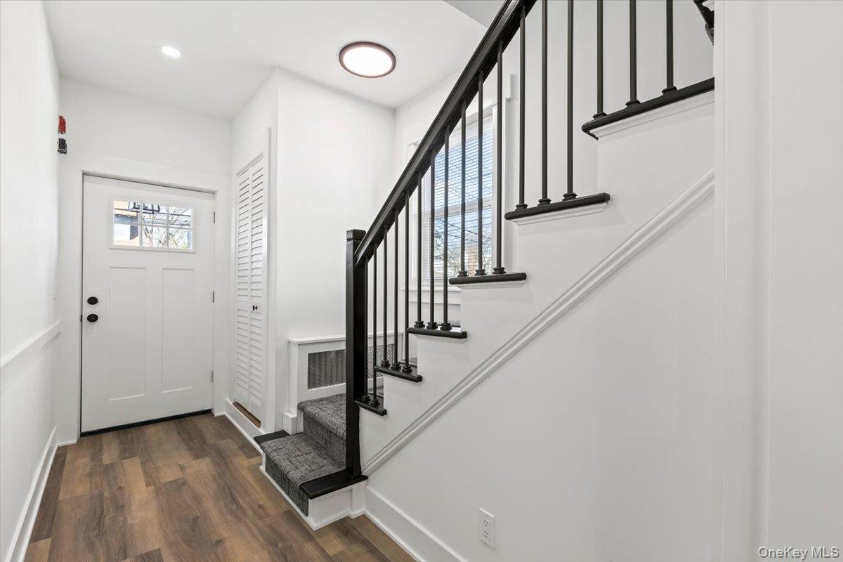19 Maple Avenue, Unit A photo 4