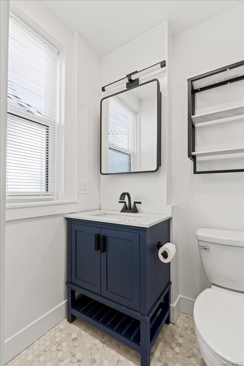 19 Maple Avenue, Unit A photo 28