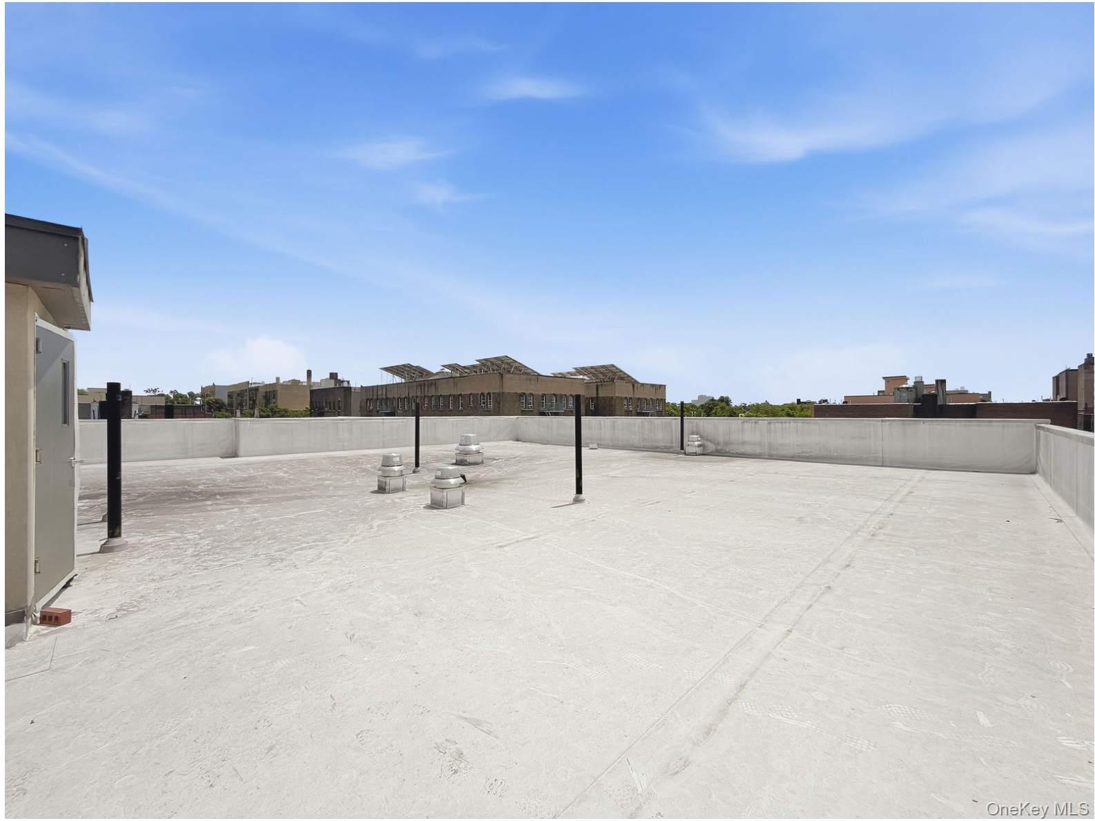 3961 Carpenter Avenue – For Sale photo 8
