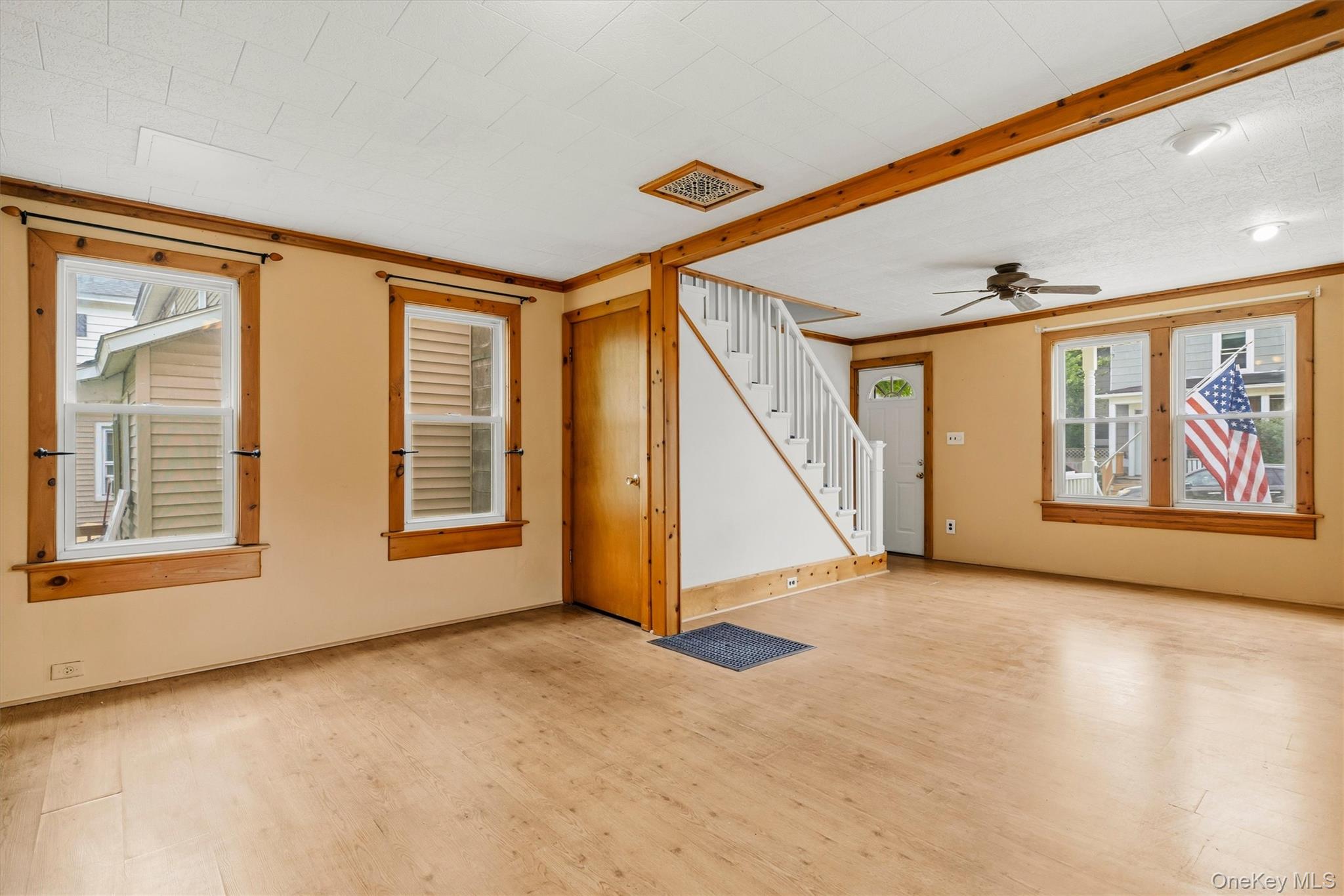 15 Delaware Street – For Sale photo 7