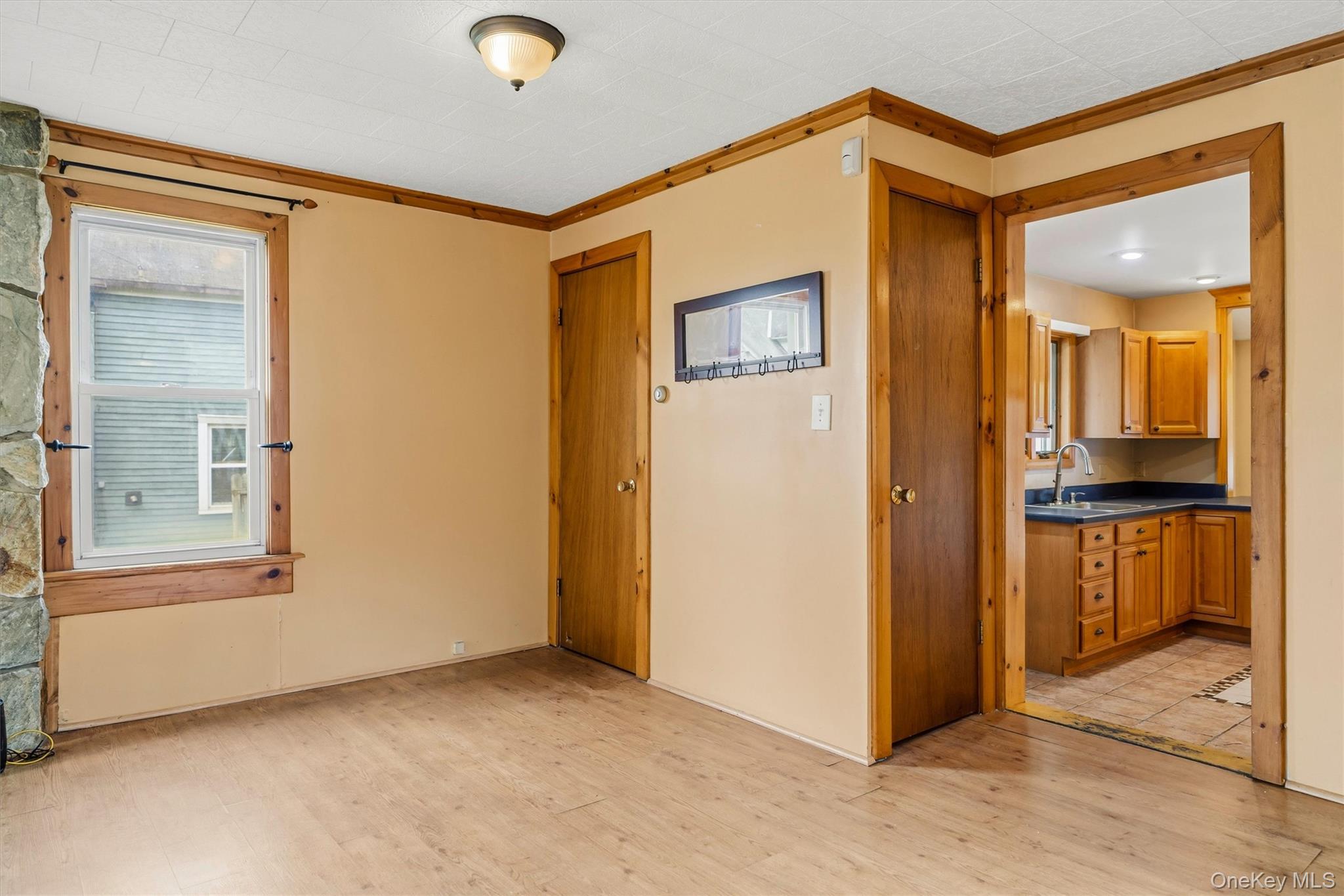 15 Delaware Street – For Sale photo 9