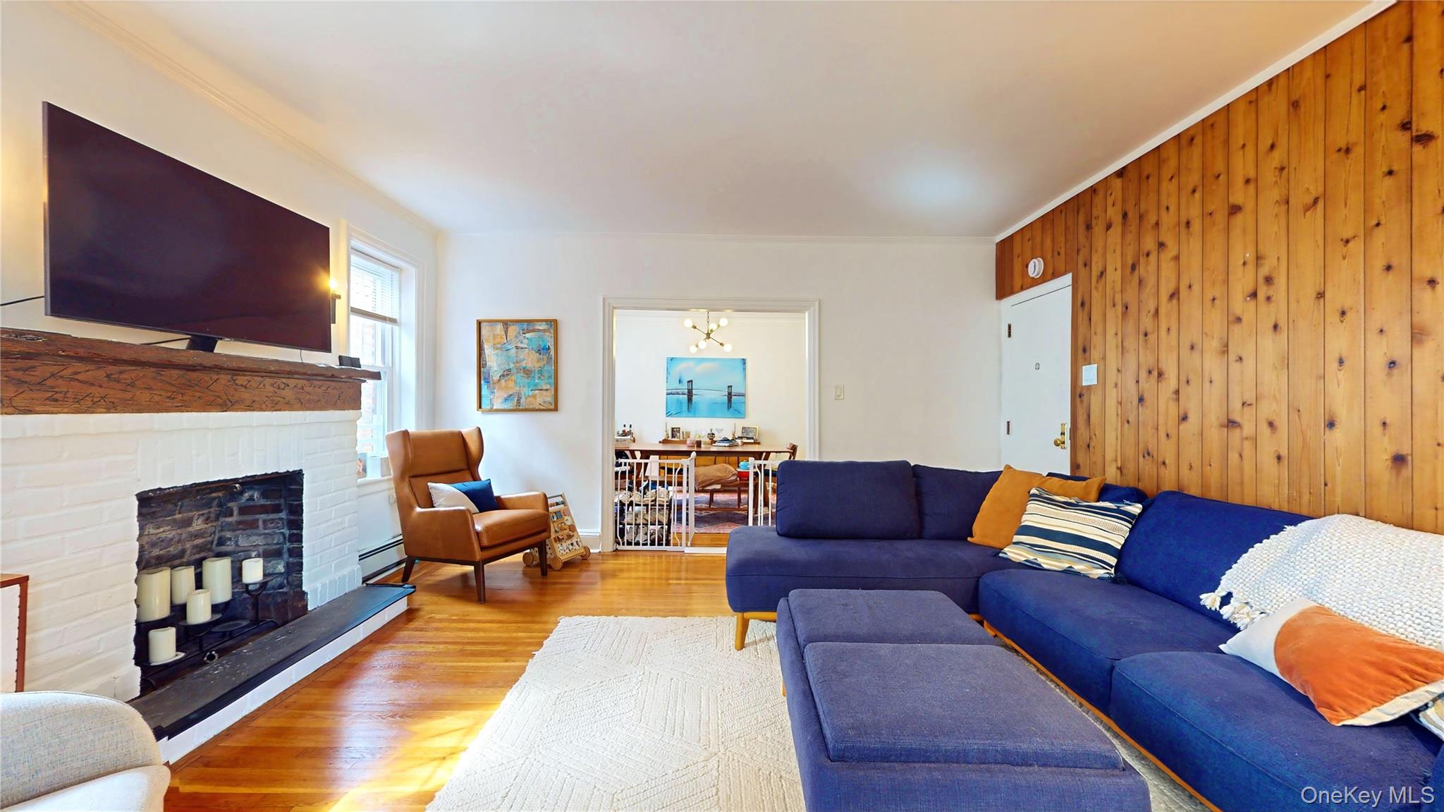 68-41 Dartmouth Street – For Sale photo 3