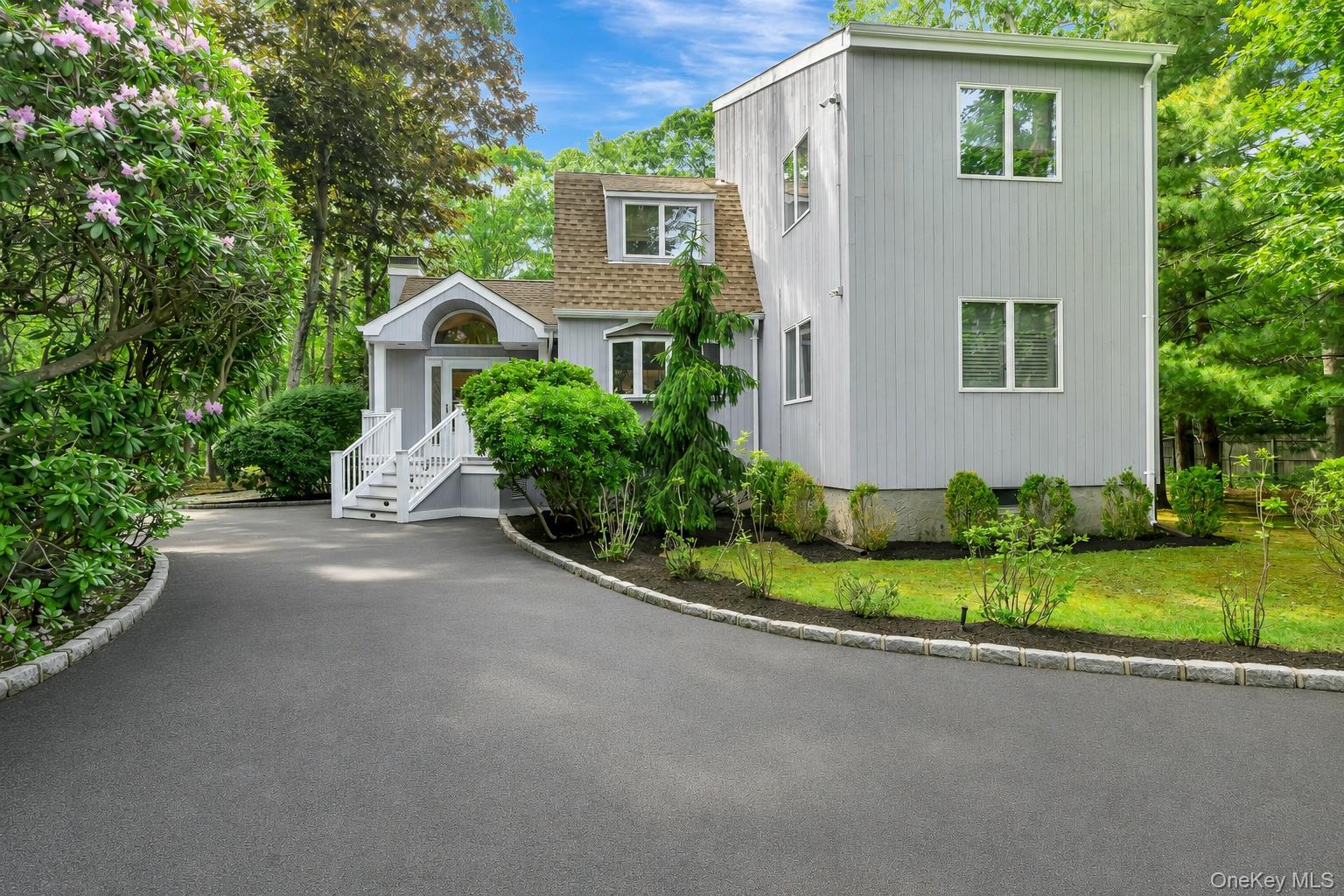 2 Strathmore Court – For Sale