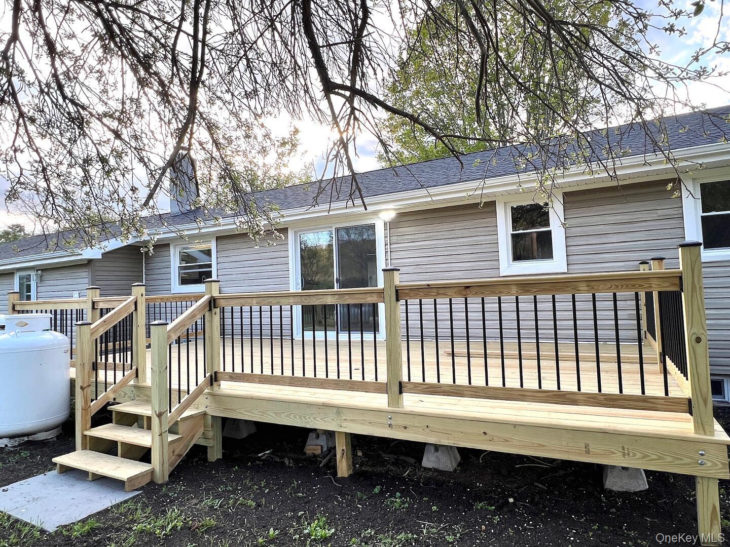 96 56 – For Sale photo 18