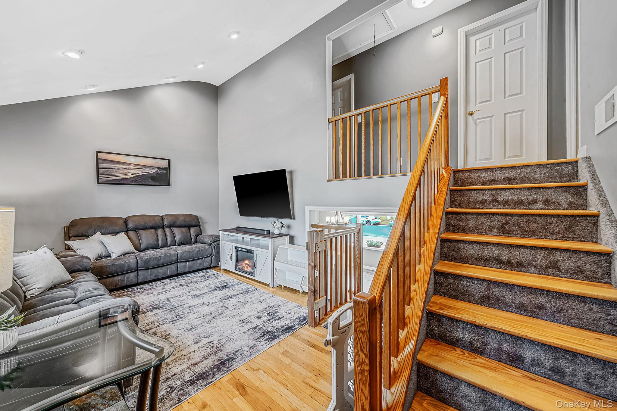 71 Colony Road – For Sale photo 13
