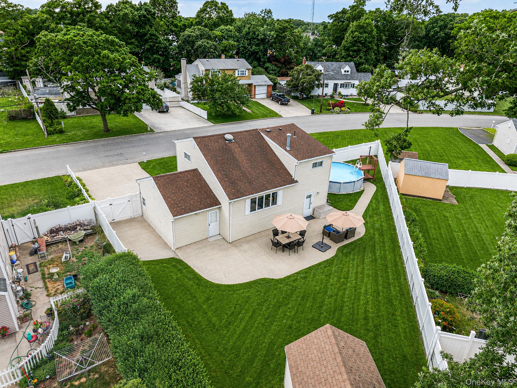 71 Colony Road – For Sale photo 32