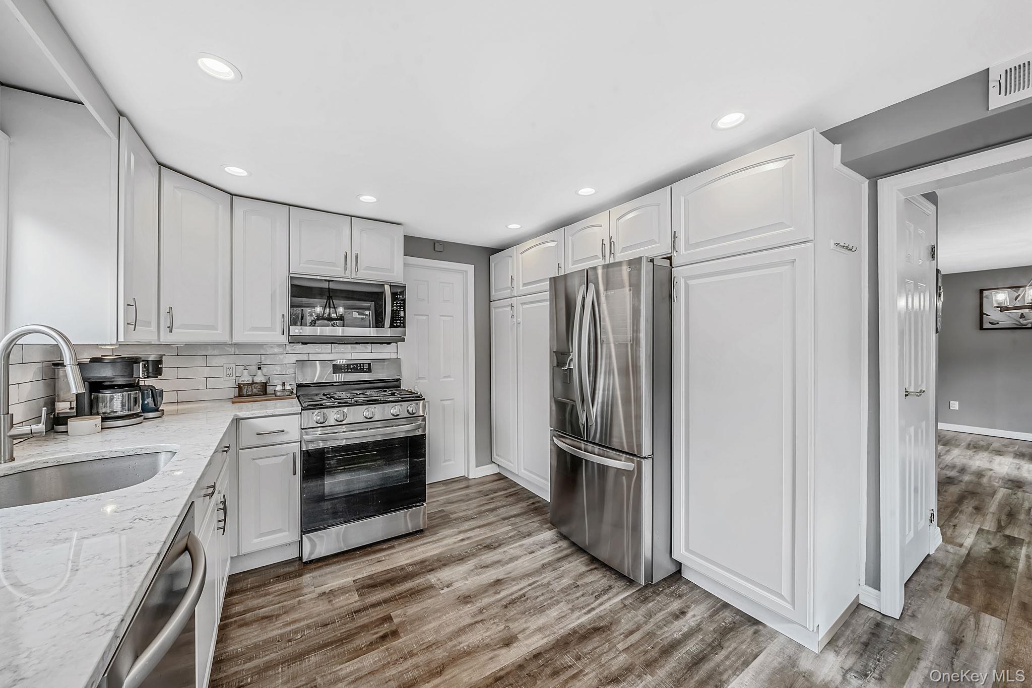 71 Colony Road – For Sale photo 7