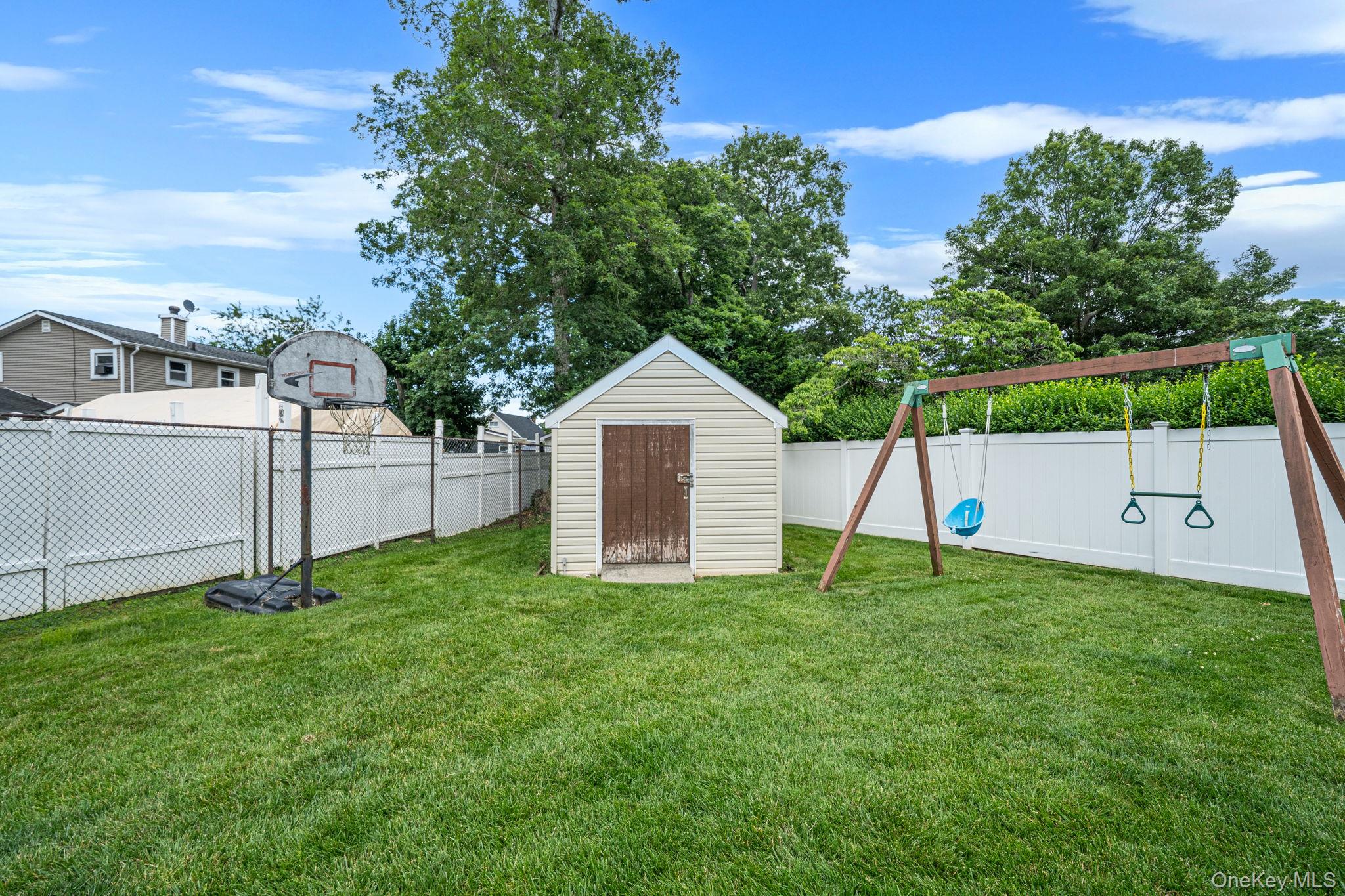 71 Colony Road – For Sale photo 25