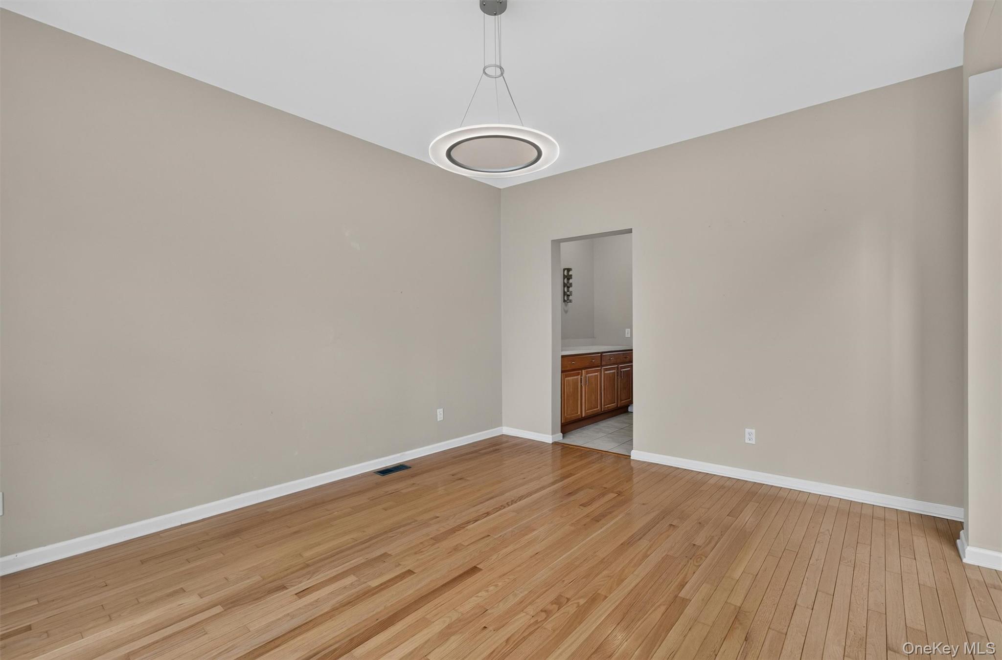 5 Oldwyck Crescent – For Sale photo 12