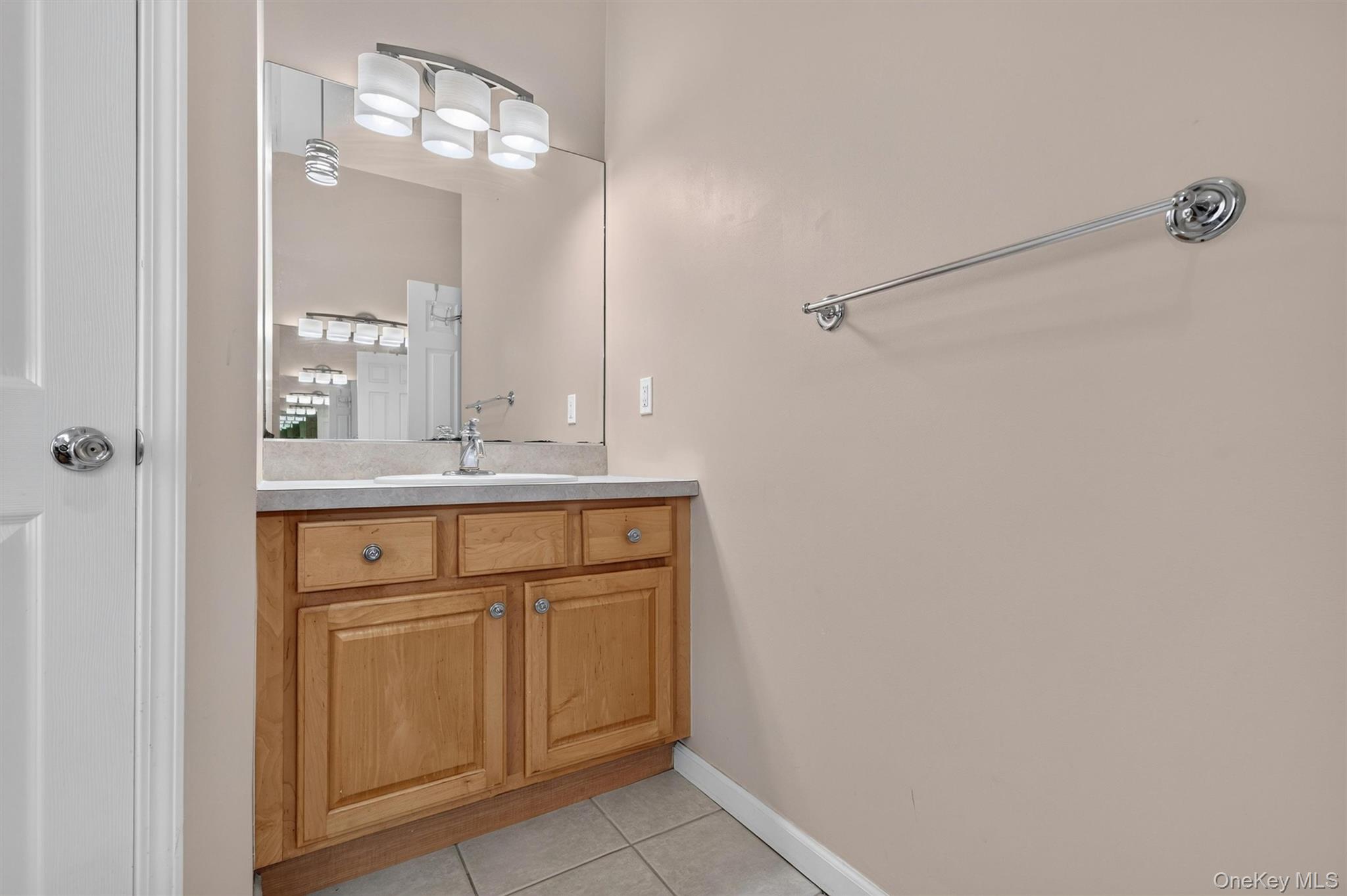 5 Oldwyck Crescent – For Sale photo 30