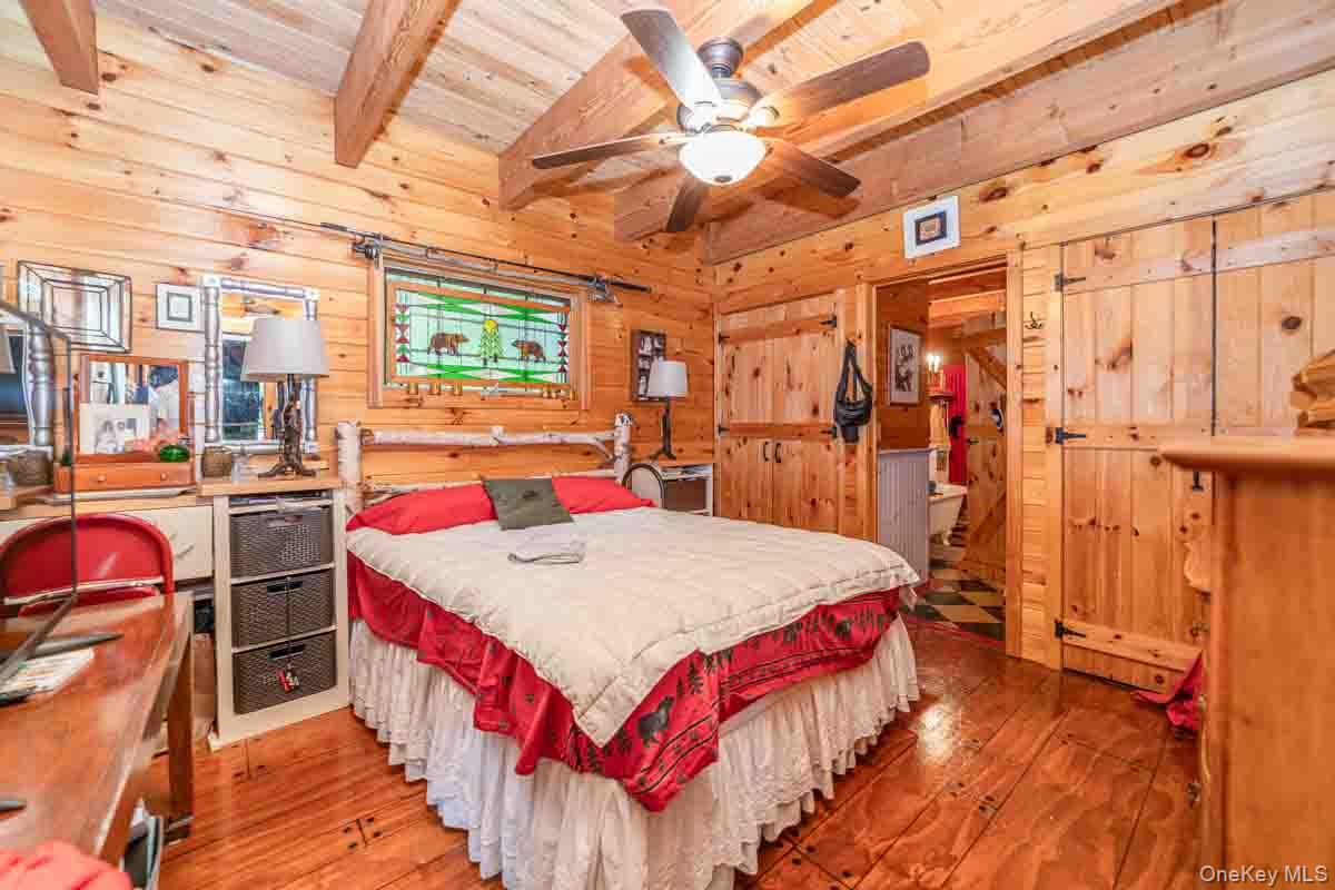 150 Wildwood Drive, Unit 20 photo 16