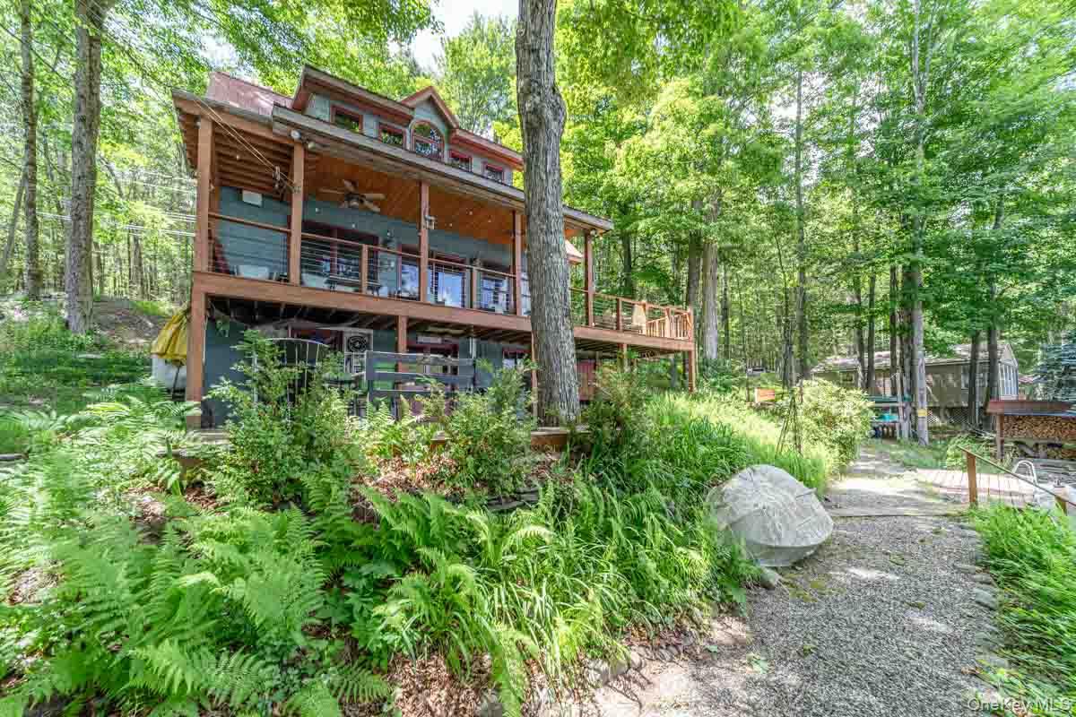 150 Wildwood Drive, Unit 20 photo 2