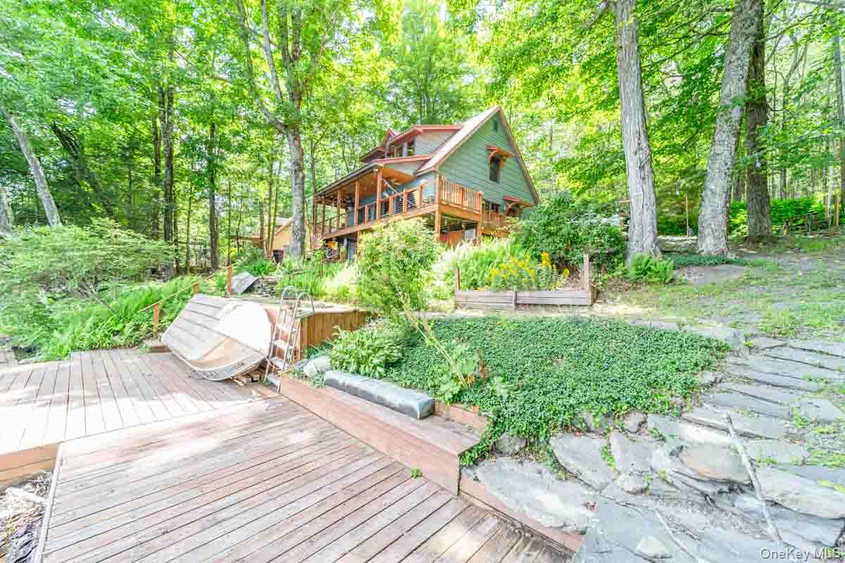150 Wildwood Drive, Unit 20 photo 34