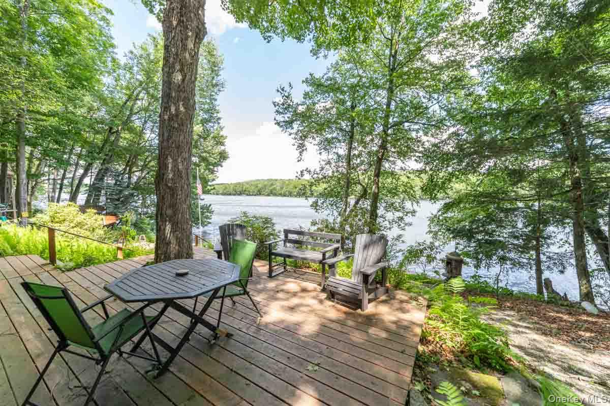 150 Wildwood Drive, Unit 20 photo 29