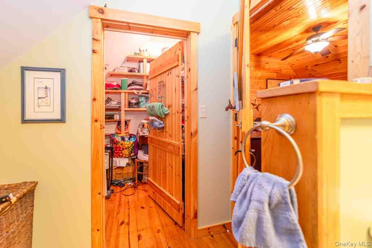 150 Wildwood Drive, Unit 20 photo 23