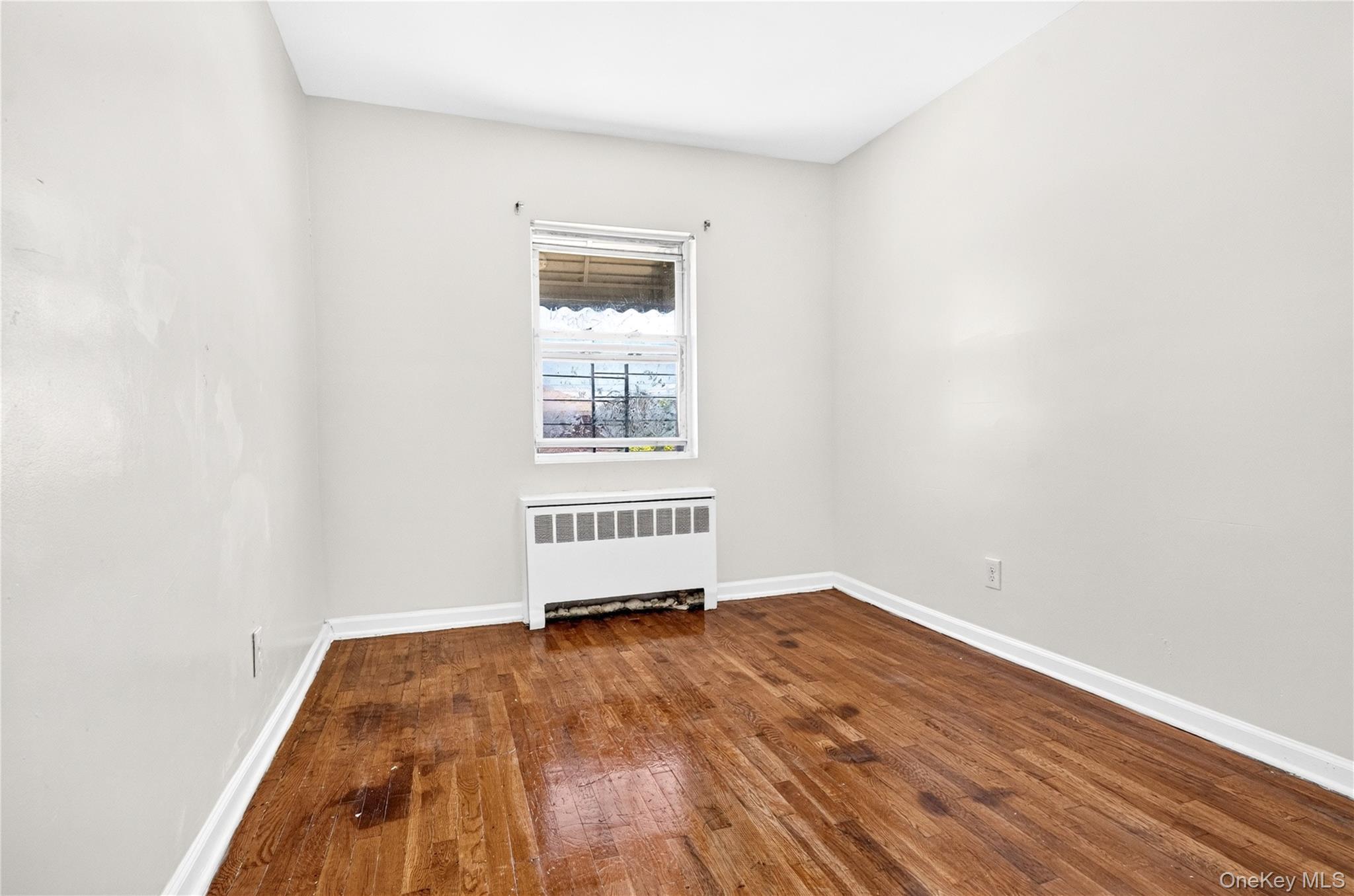 3885 Paulding Avenue – For Sale photo 38