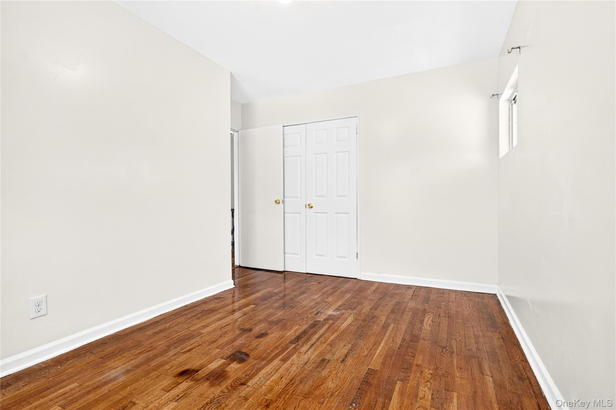 3885 Paulding Avenue – For Sale photo 39