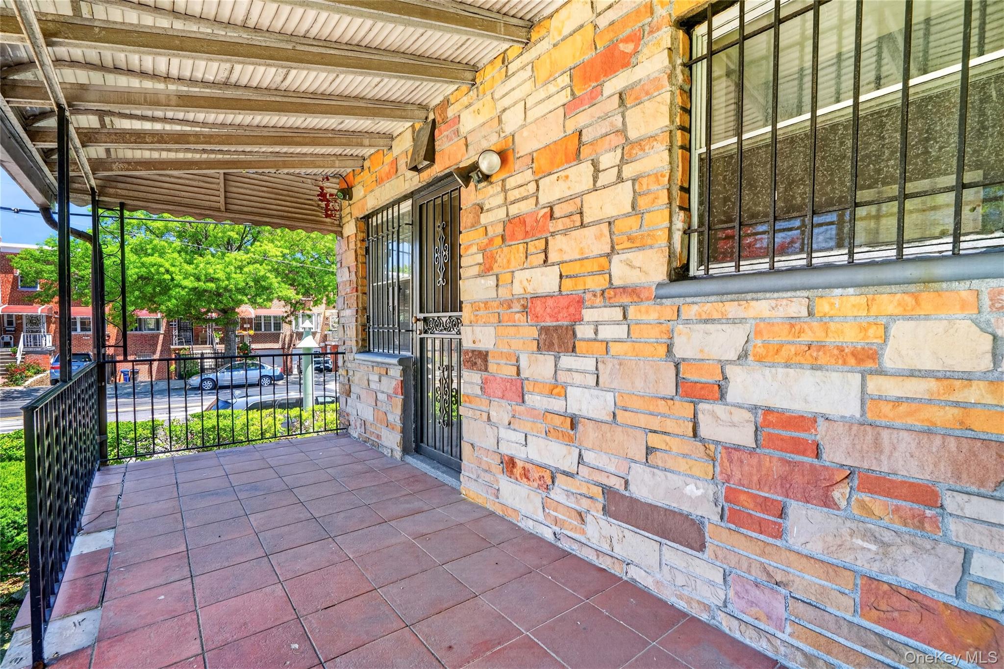 3885 Paulding Avenue – For Sale photo 44