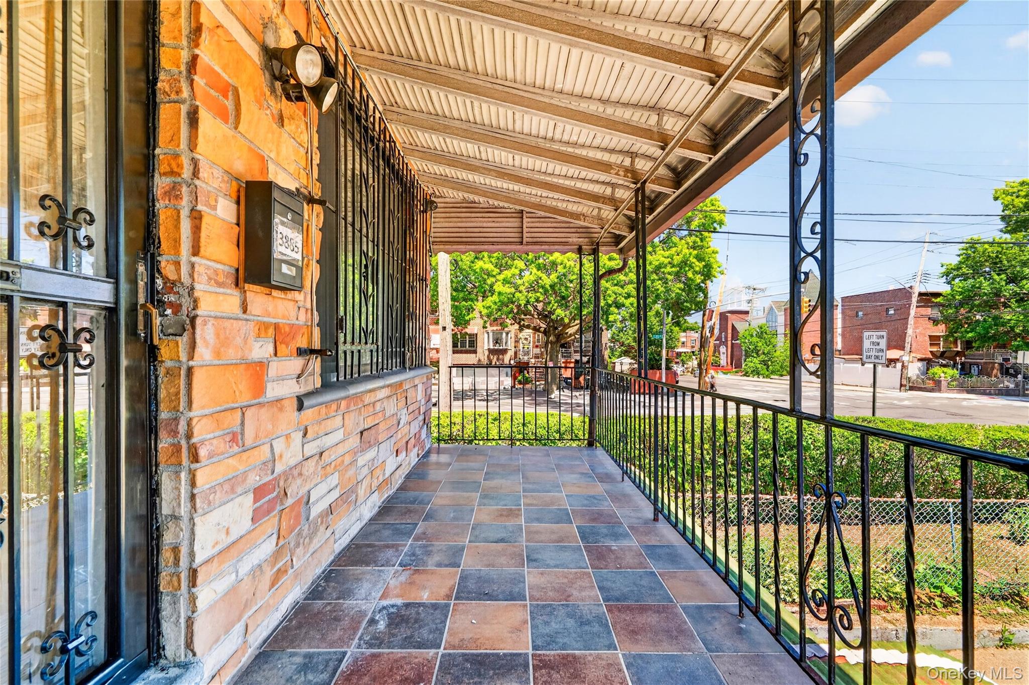 3885 Paulding Avenue – For Sale photo 13