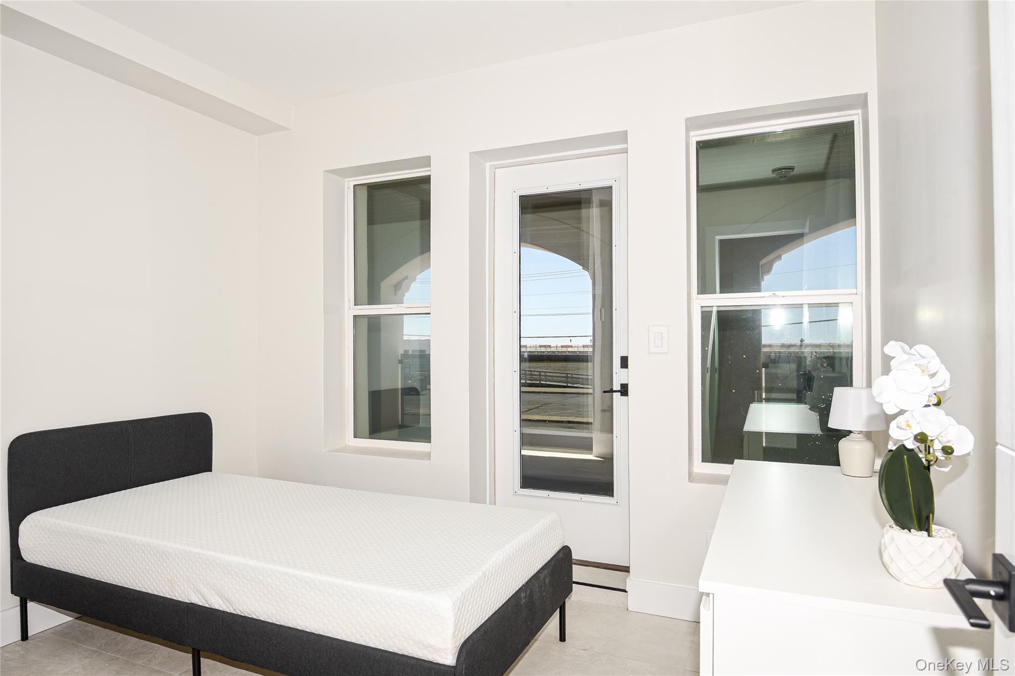 315 1M W Broadway, Unit 2A photo 13