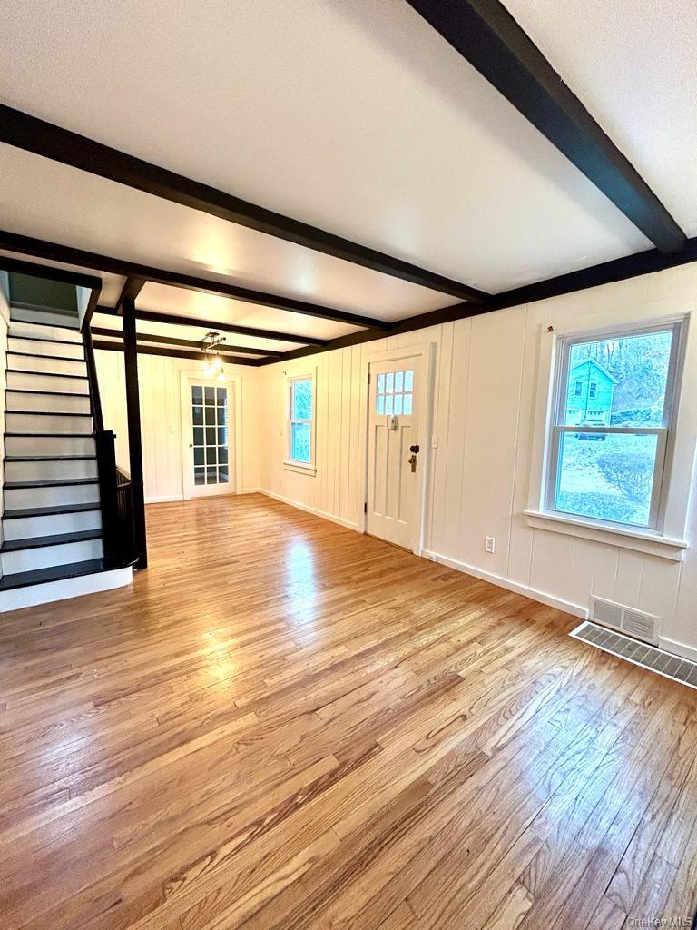 3 Elm Road – For Rent photo 12