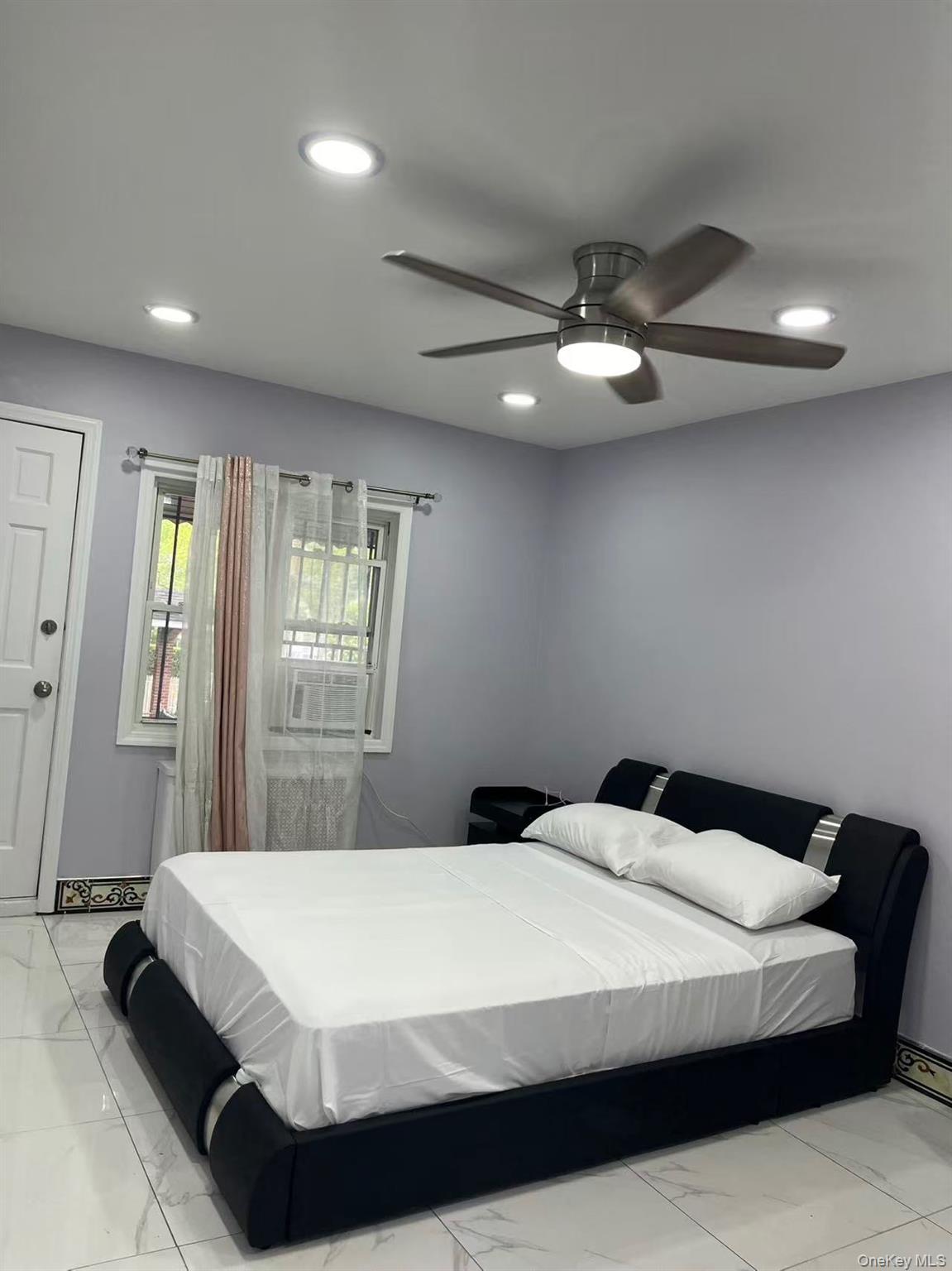 155-17 65 Avenue – For Sale photo 2