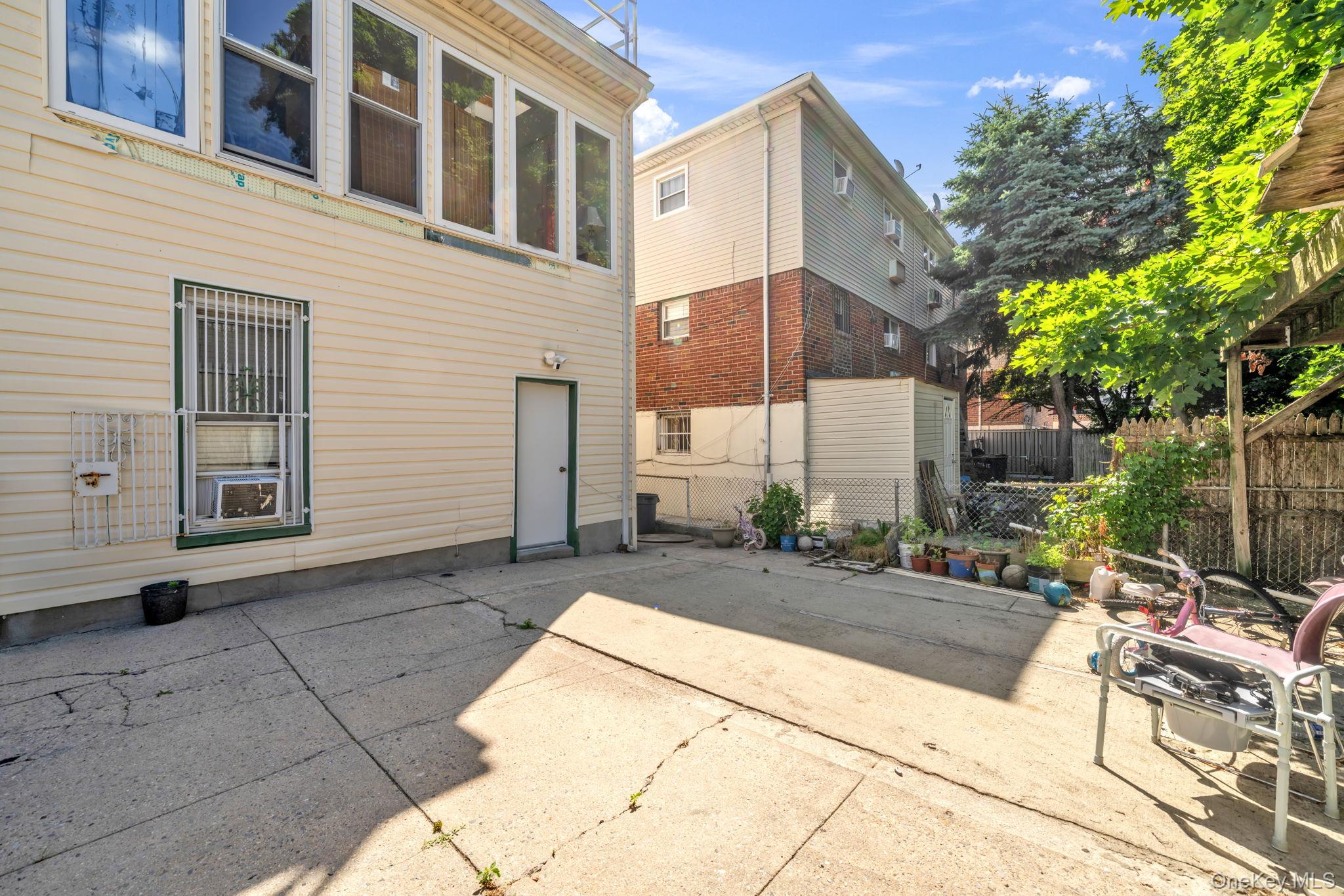 1232 E 92nd Street – For Sale photo 18