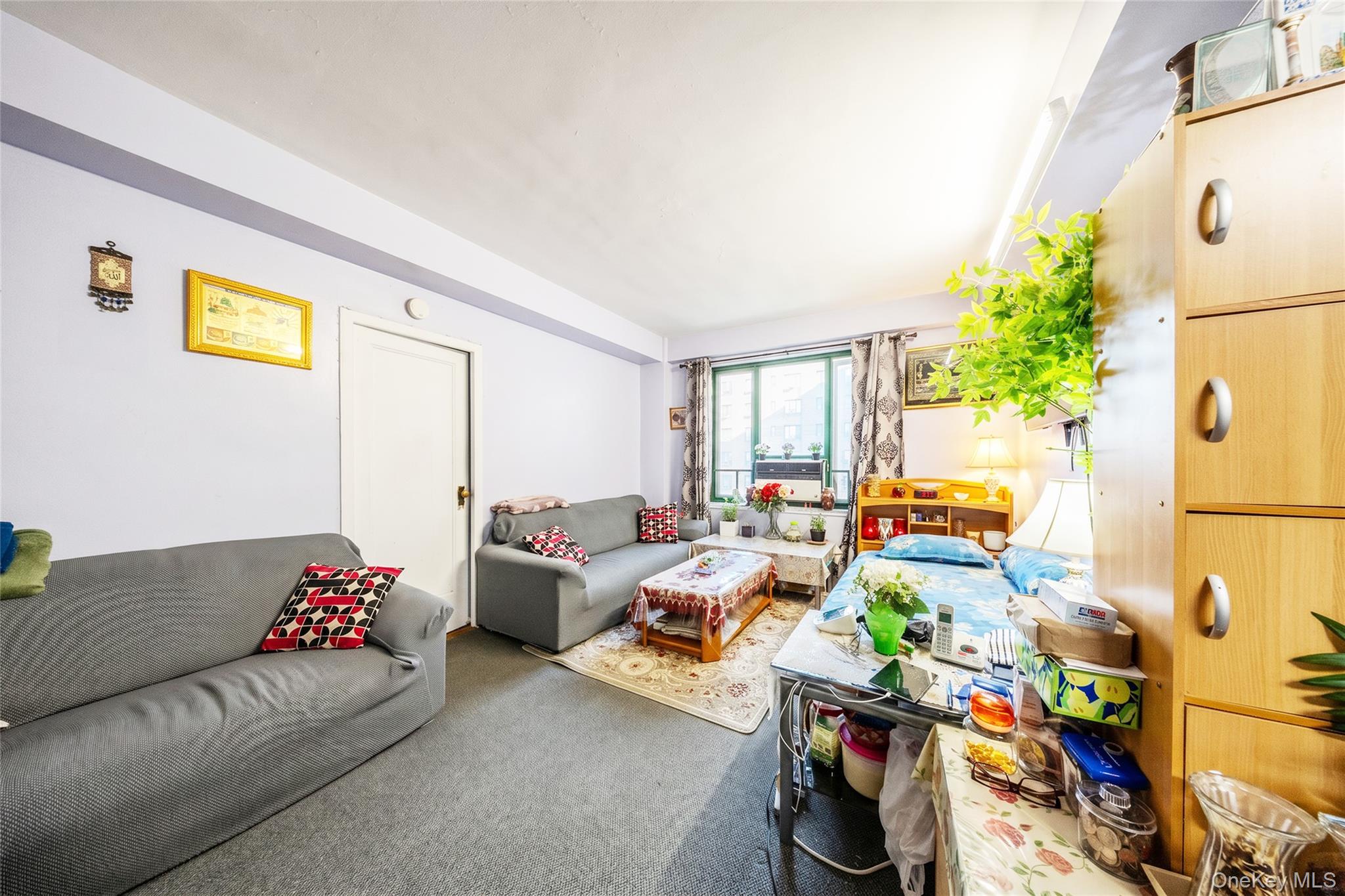 14 Metropolitan Oval, Unit 8D photo 3