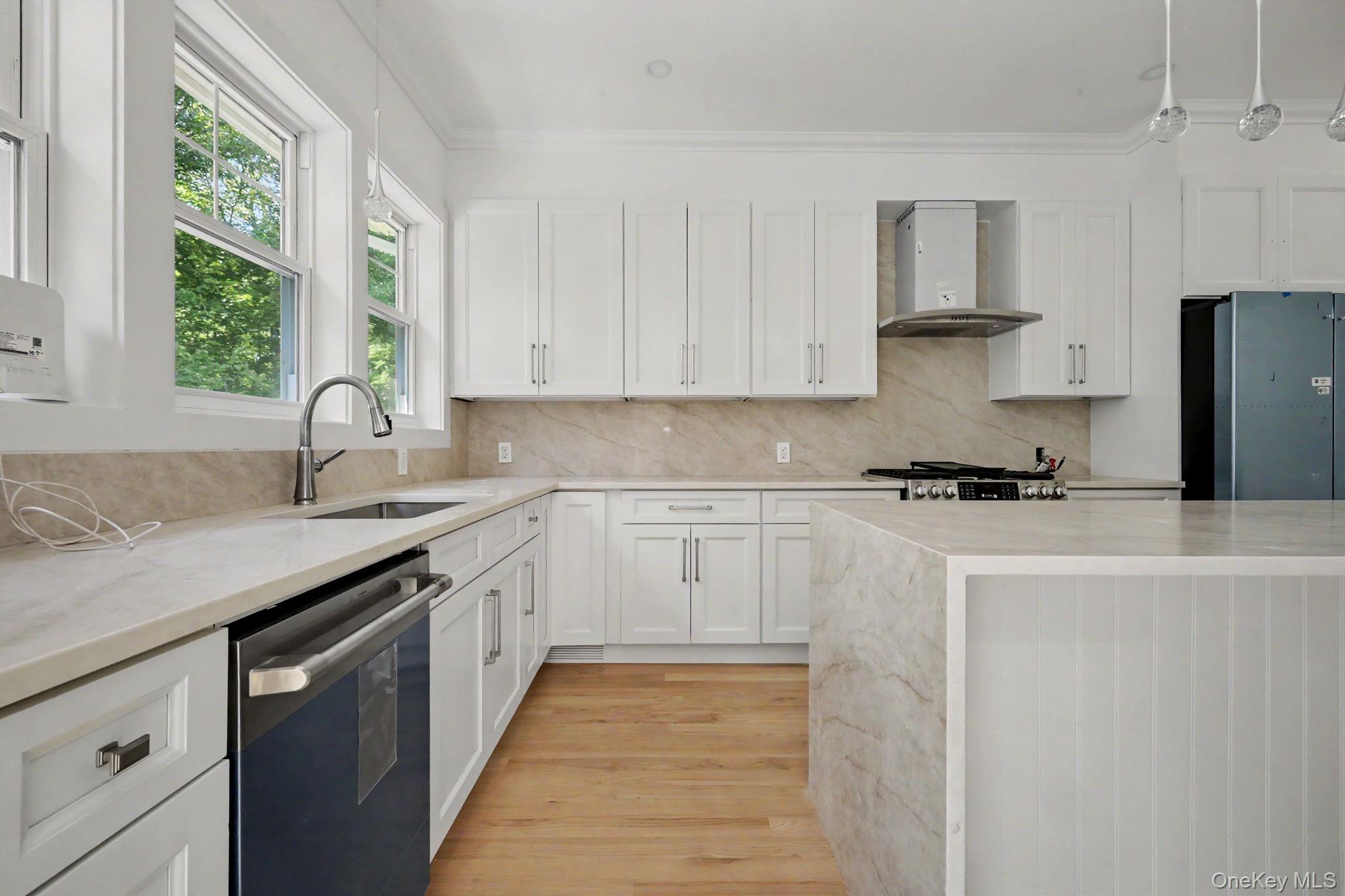 18 Laurel Road – For Sale photo 14