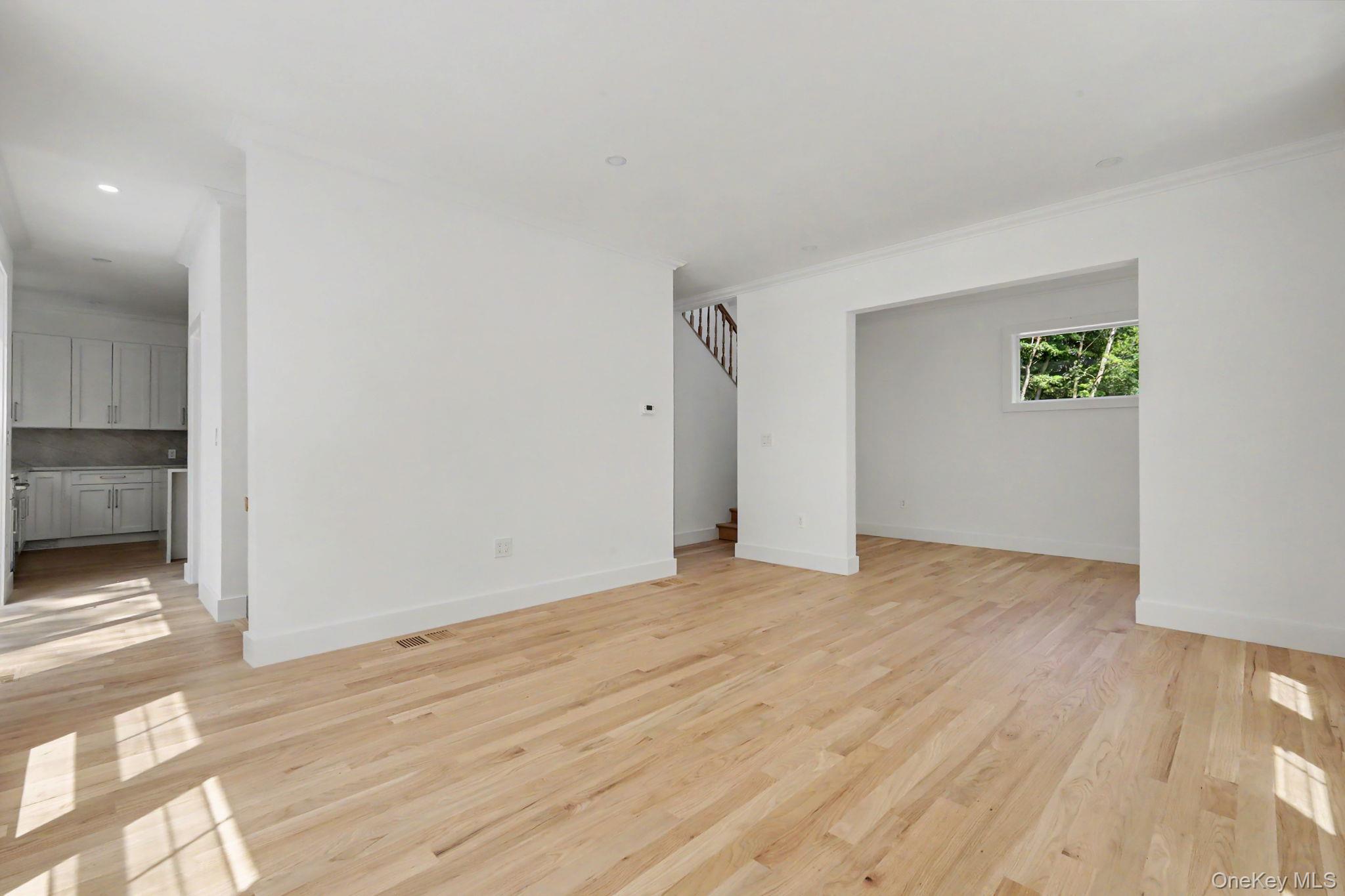 18 Laurel Road – For Sale photo 8