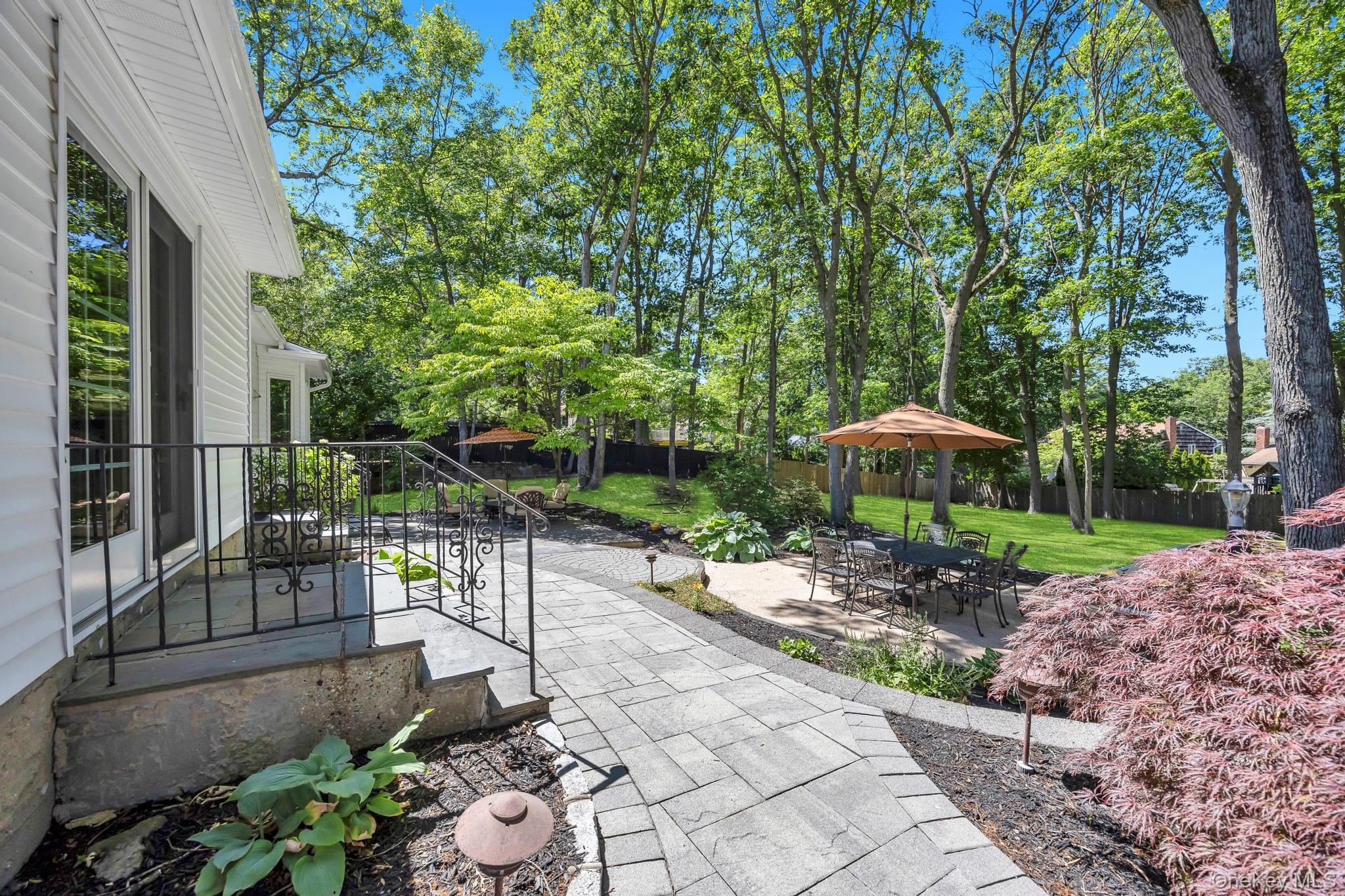 17 Cedar Place – For Sale photo 38