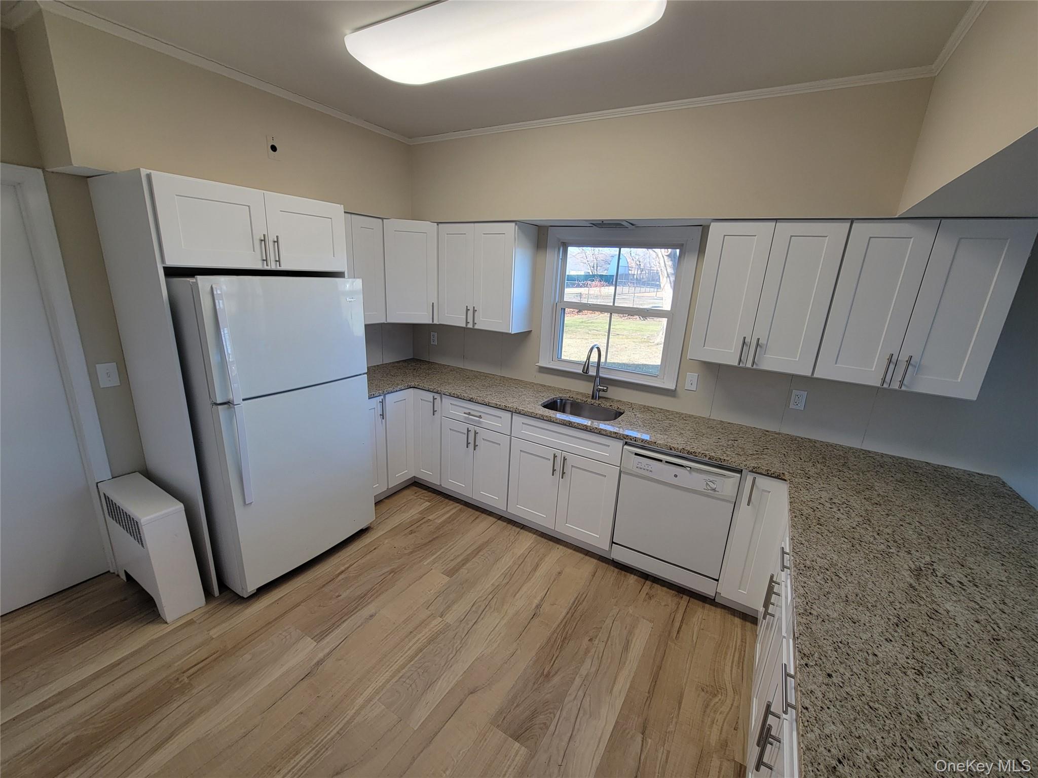 475 Route 25A, Unit UNIT B photo 3