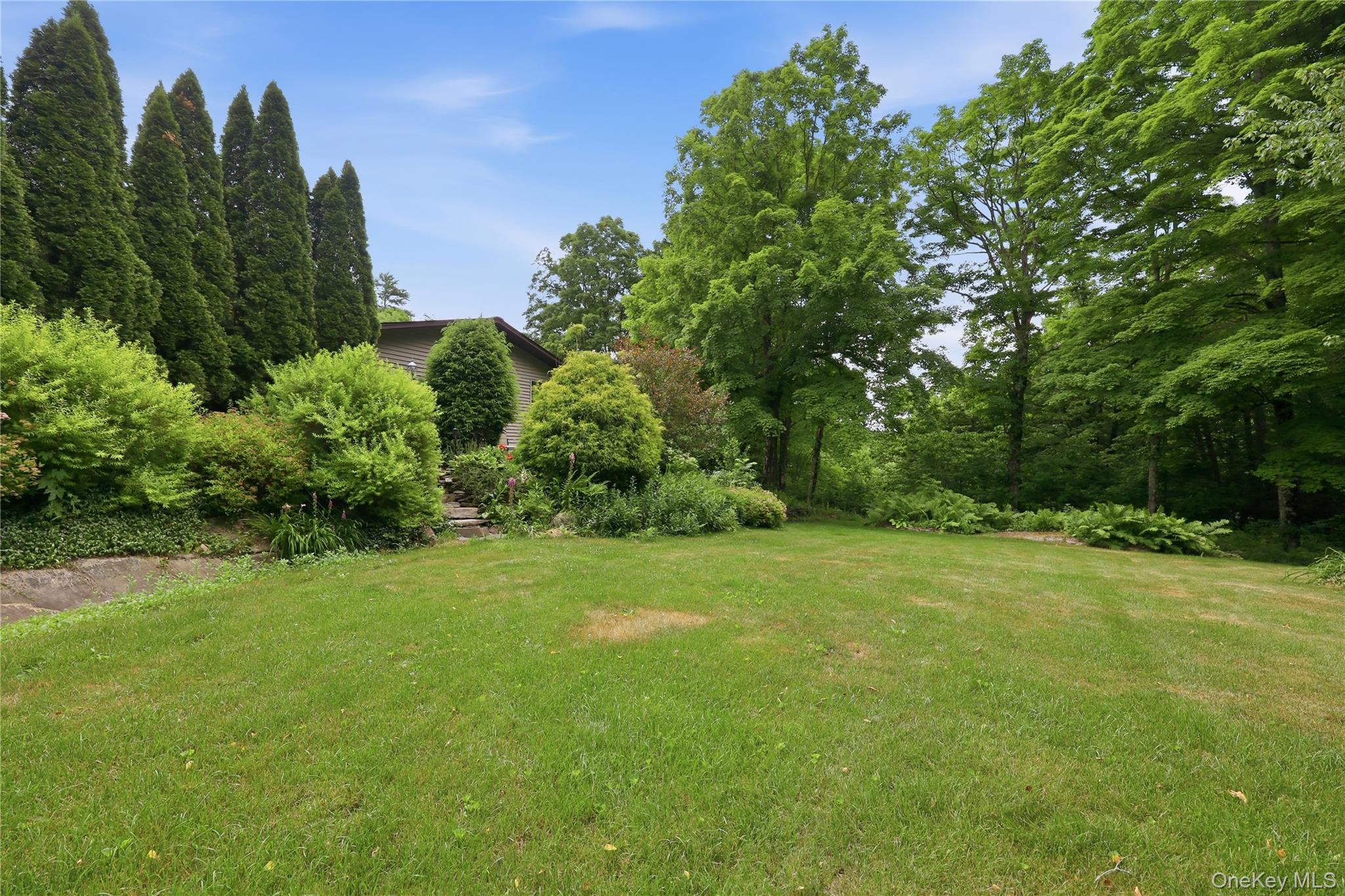 39 Loughran Lane – For Sale photo 27
