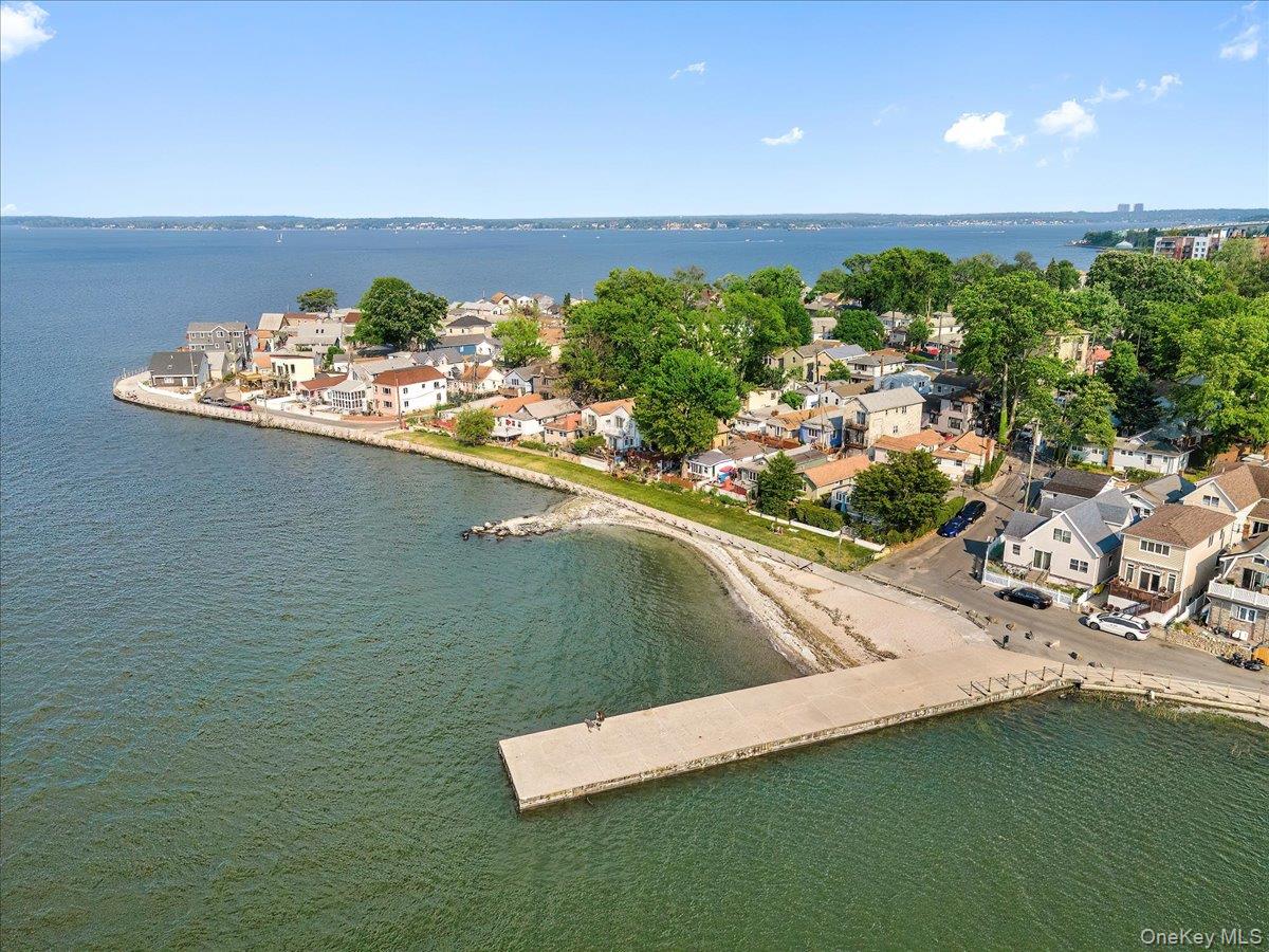 24 A Edgewater Park, Unit 24A photo 21