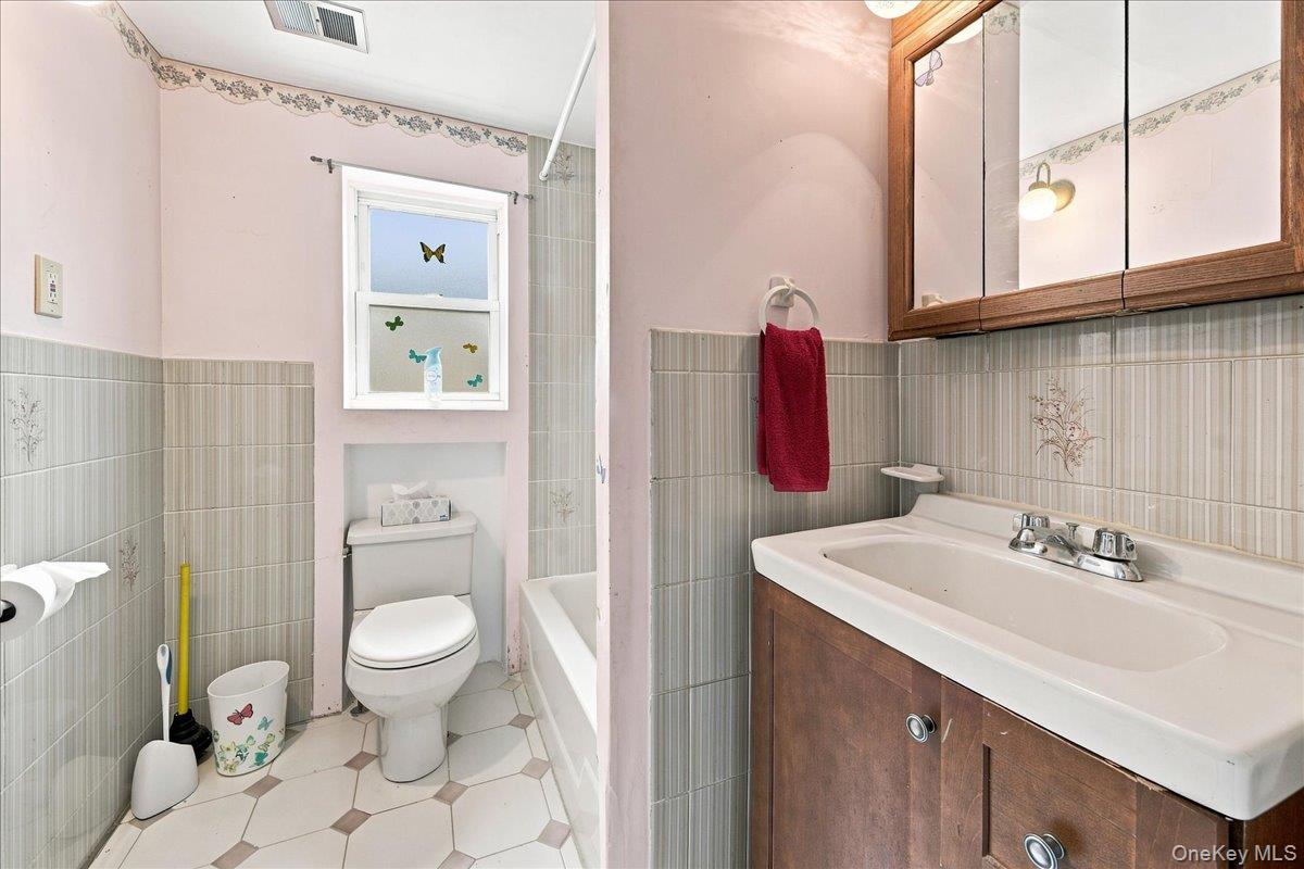 24 A Edgewater Park, Unit 24A photo 12