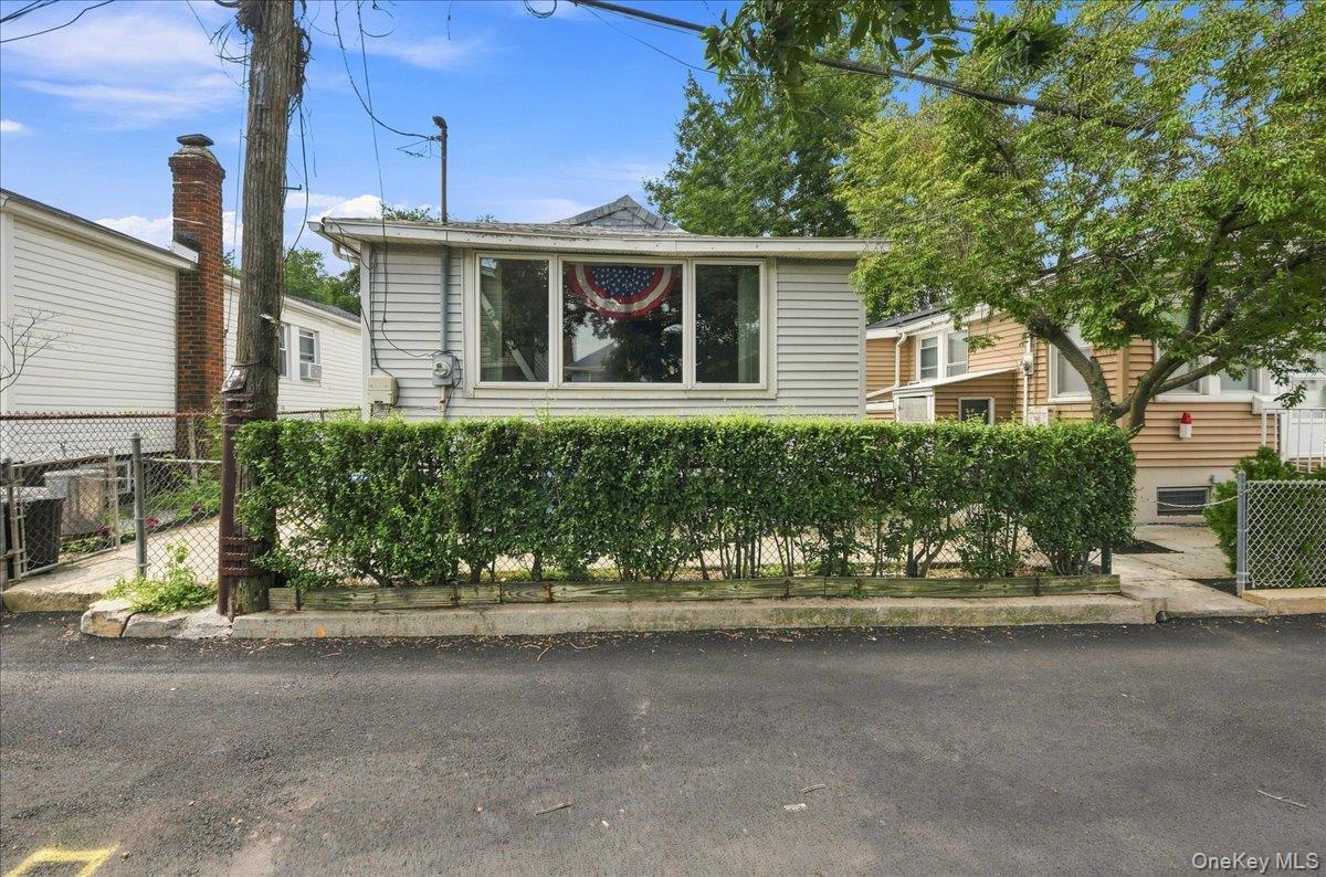 24 A Edgewater Park, Unit 24A
