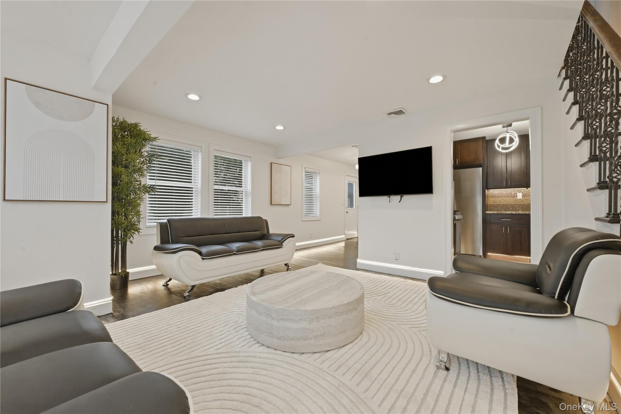 6 Prospect Street – For Sale photo 5