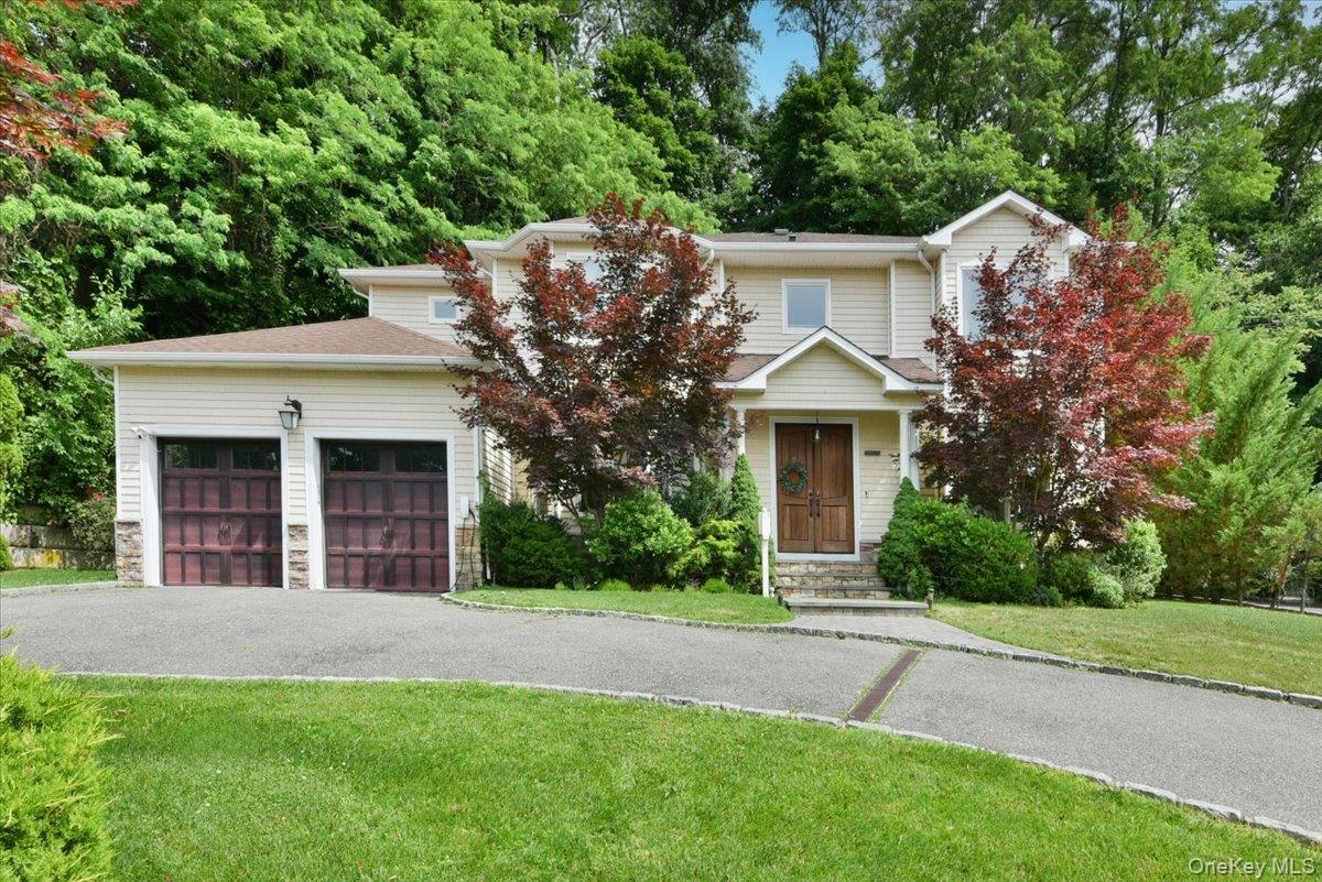 245 Harbor Hill Road – For Sale photo 2