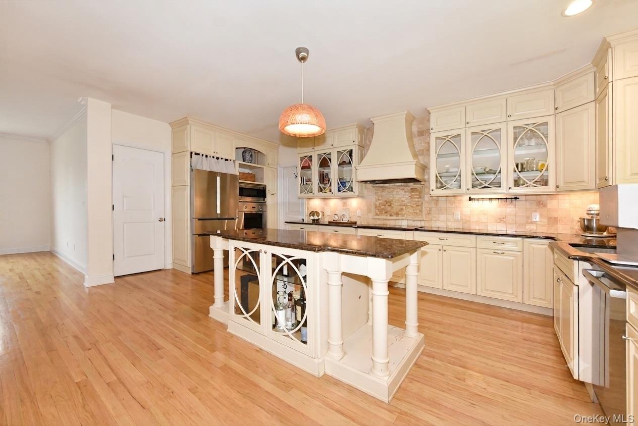 245 Harbor Hill Road – For Sale photo 10